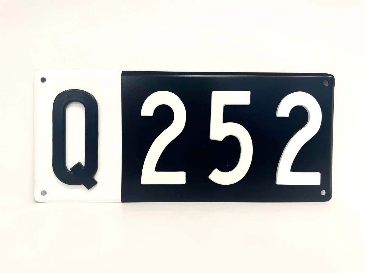 Heritage Q Plate Q252 Slattery Auctions