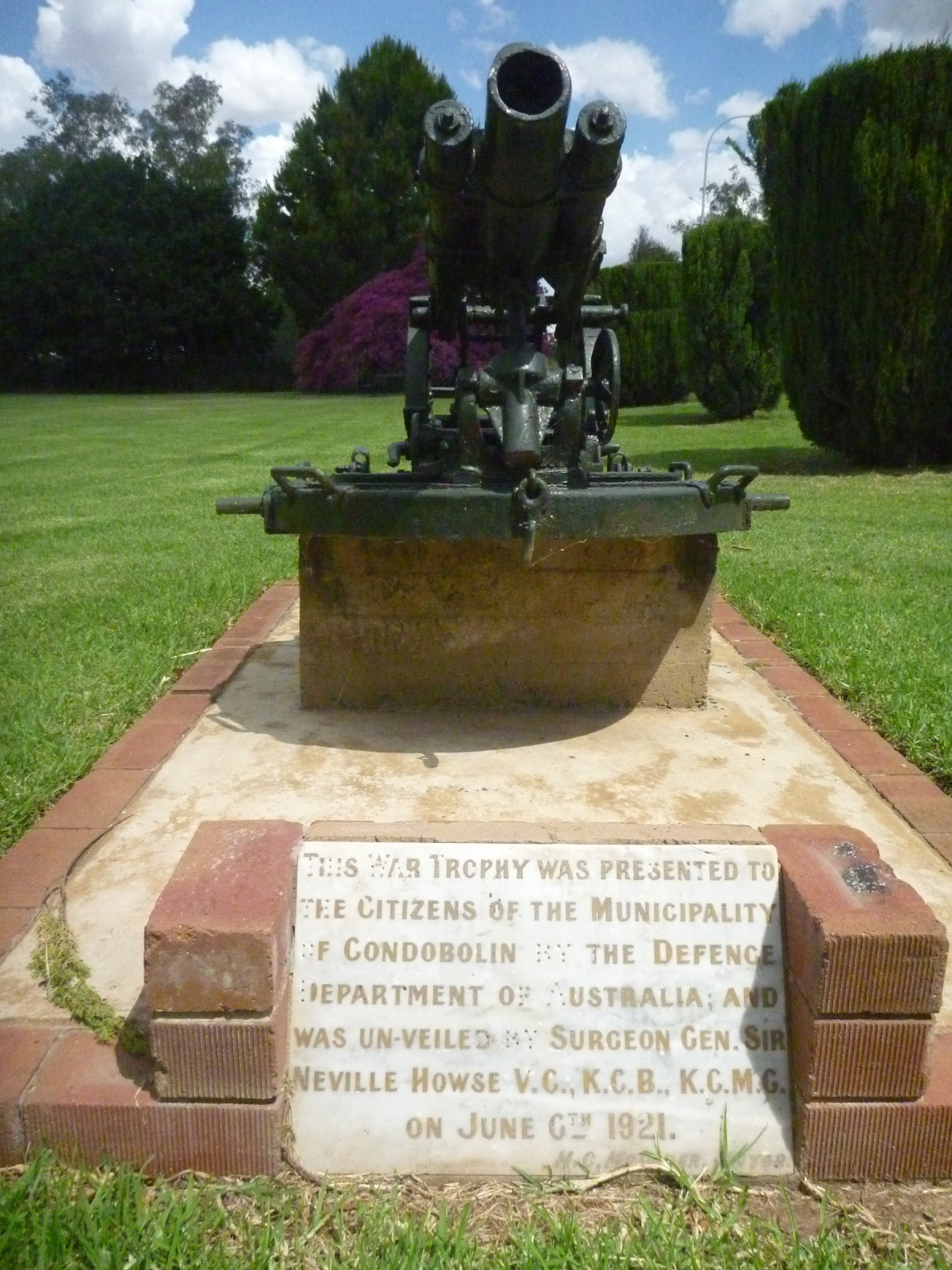 Condobolin First World War Memorial Bomb Thrower NSW War Memorials