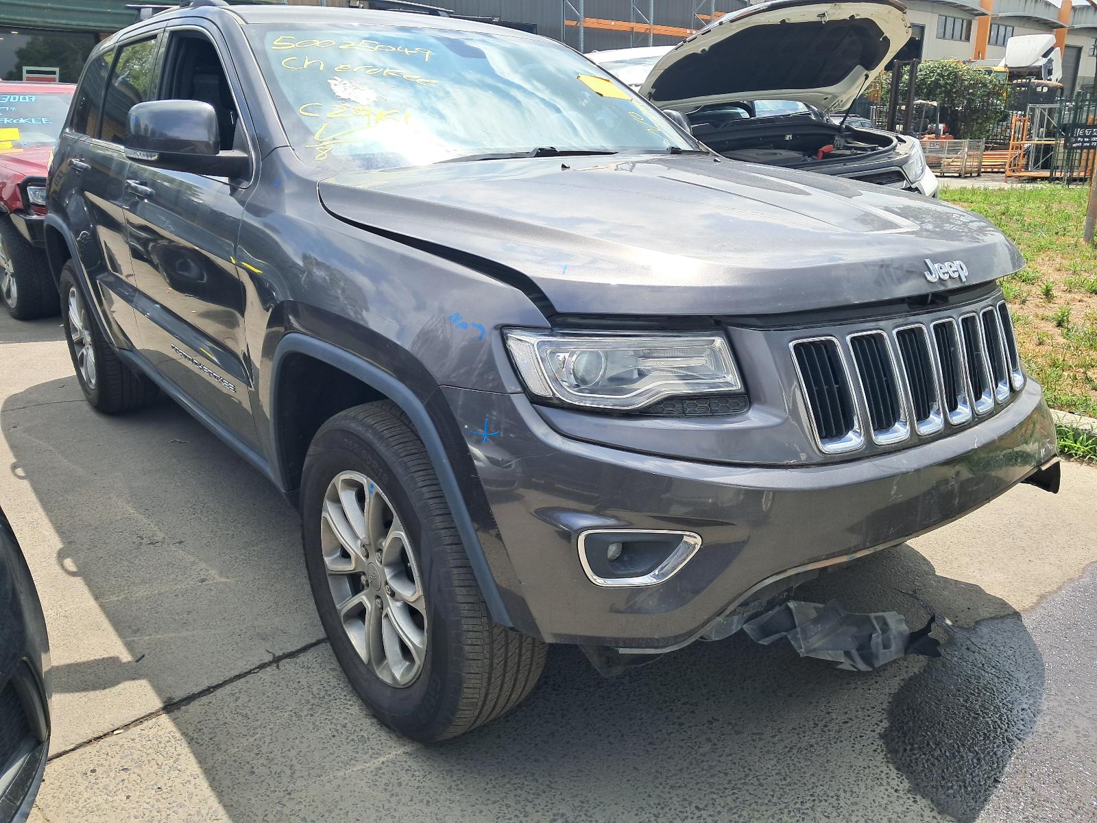 View Auto part Trans/Gearbox Jeep Grandcherokee 2014