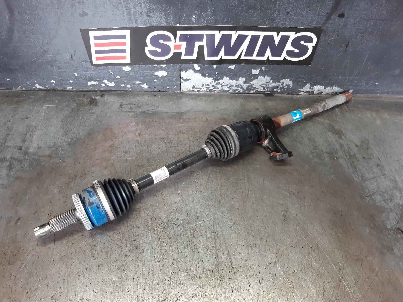 View Auto part Right Driveshaft Hyundai Tucson 2017