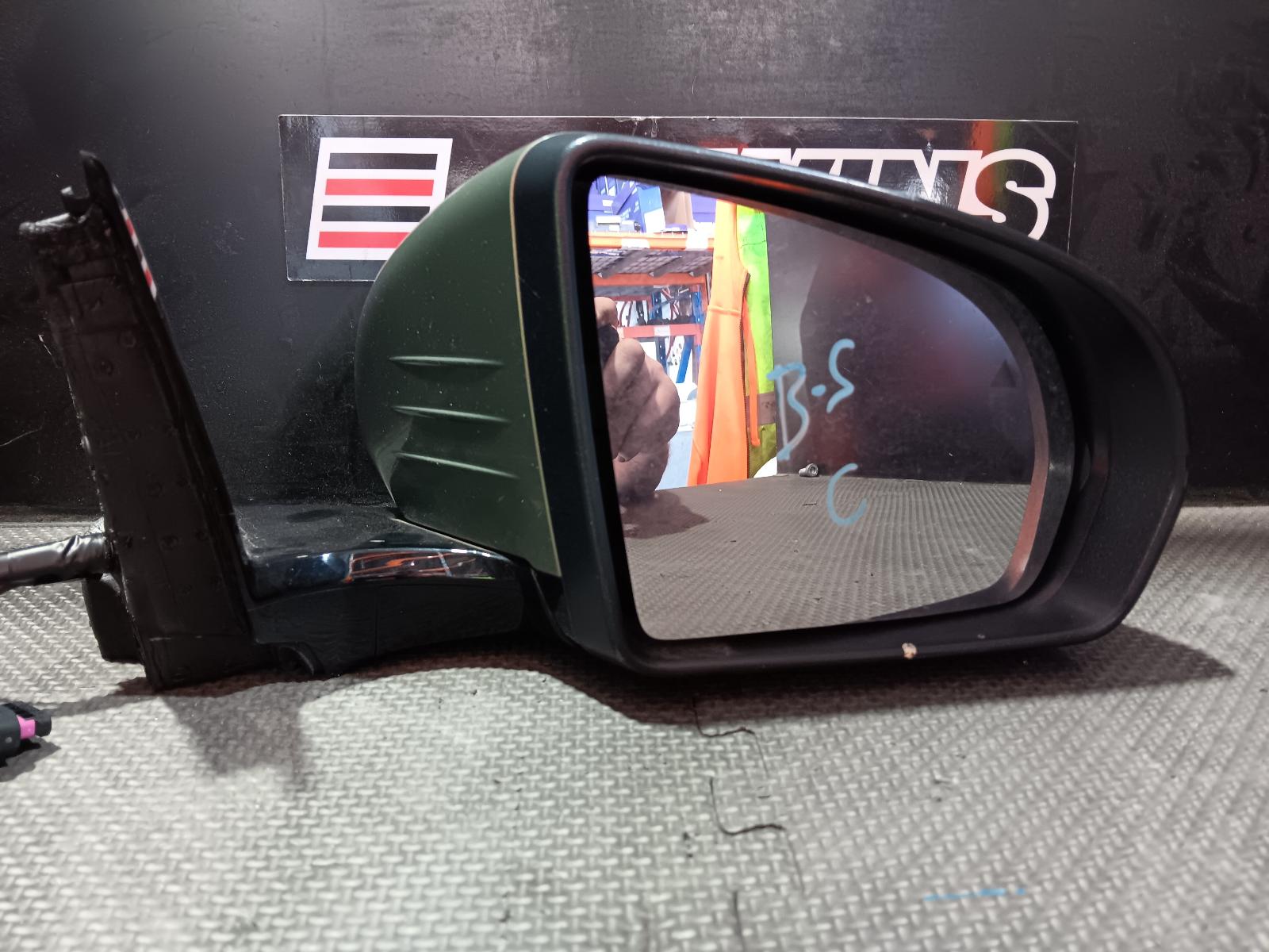 View Auto part Right Door Mirror Byd Atto 3 2023