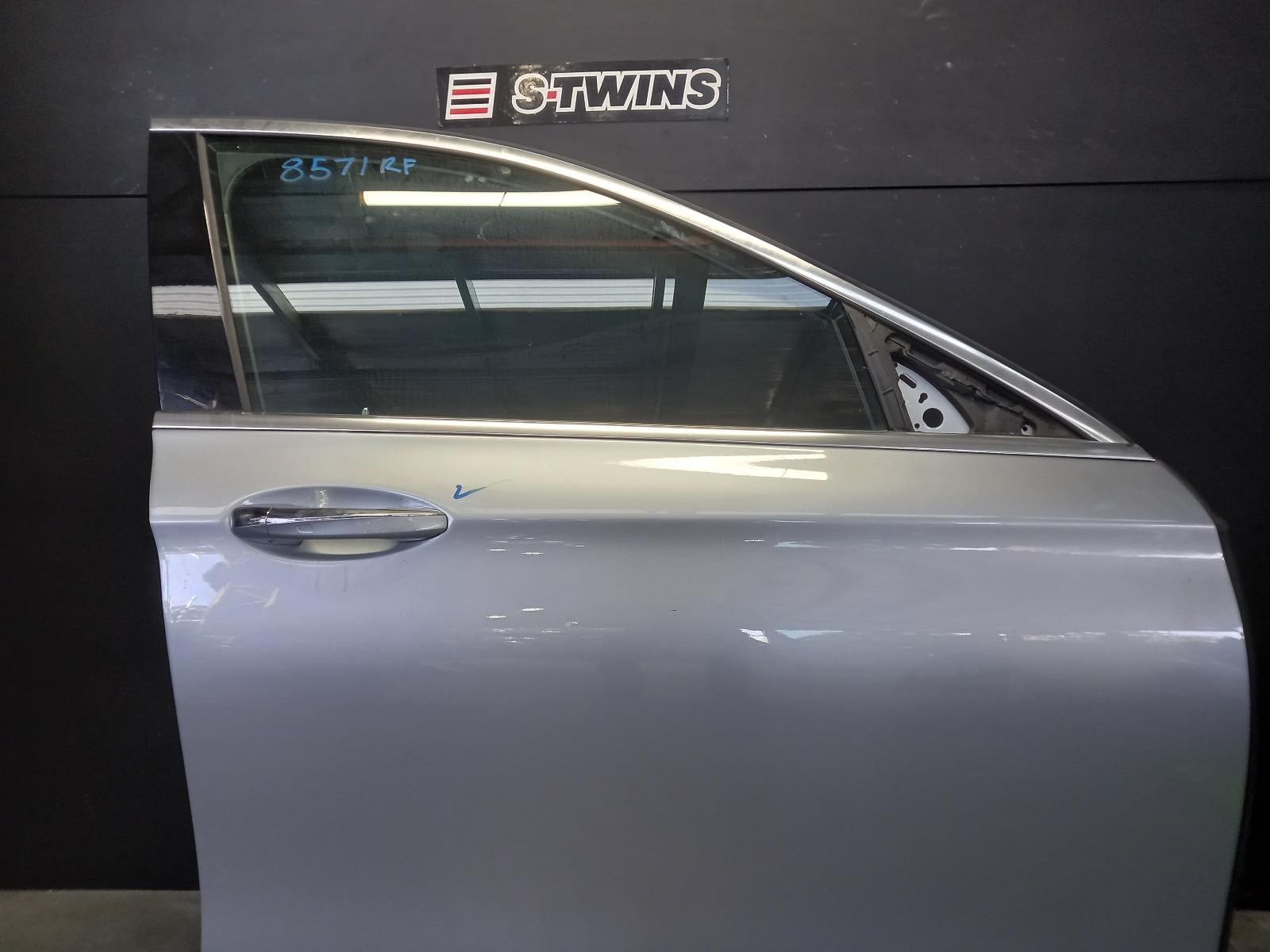2017 Mercedes E Class Right Front Door View Auto part Right Front Door Mercedes E Class 2017
