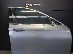 View Auto part Right Front Door Mercedes E Class 2017