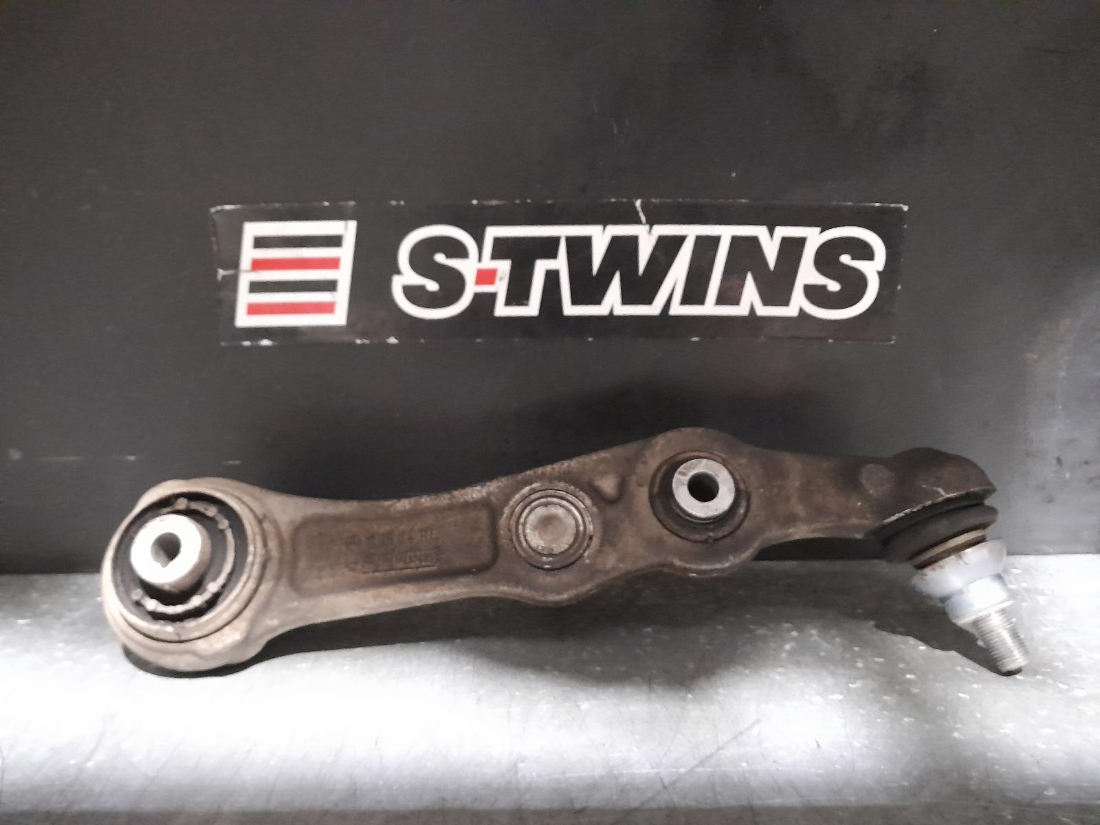 View Auto part Right Front Lower Control Arm Mercedes E Class 2017