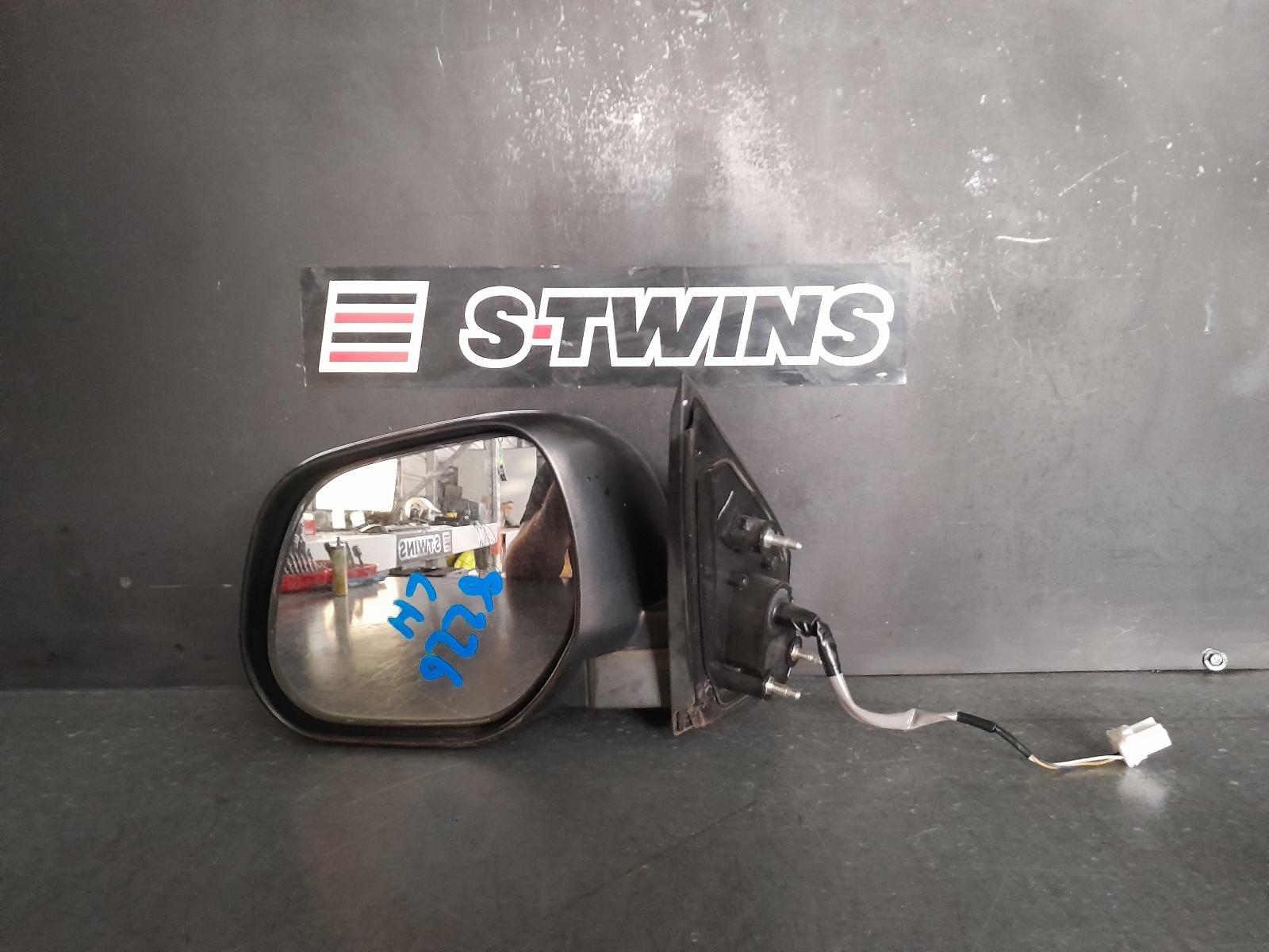 View Auto part Left Door Mirror Peugeot 4007 2010