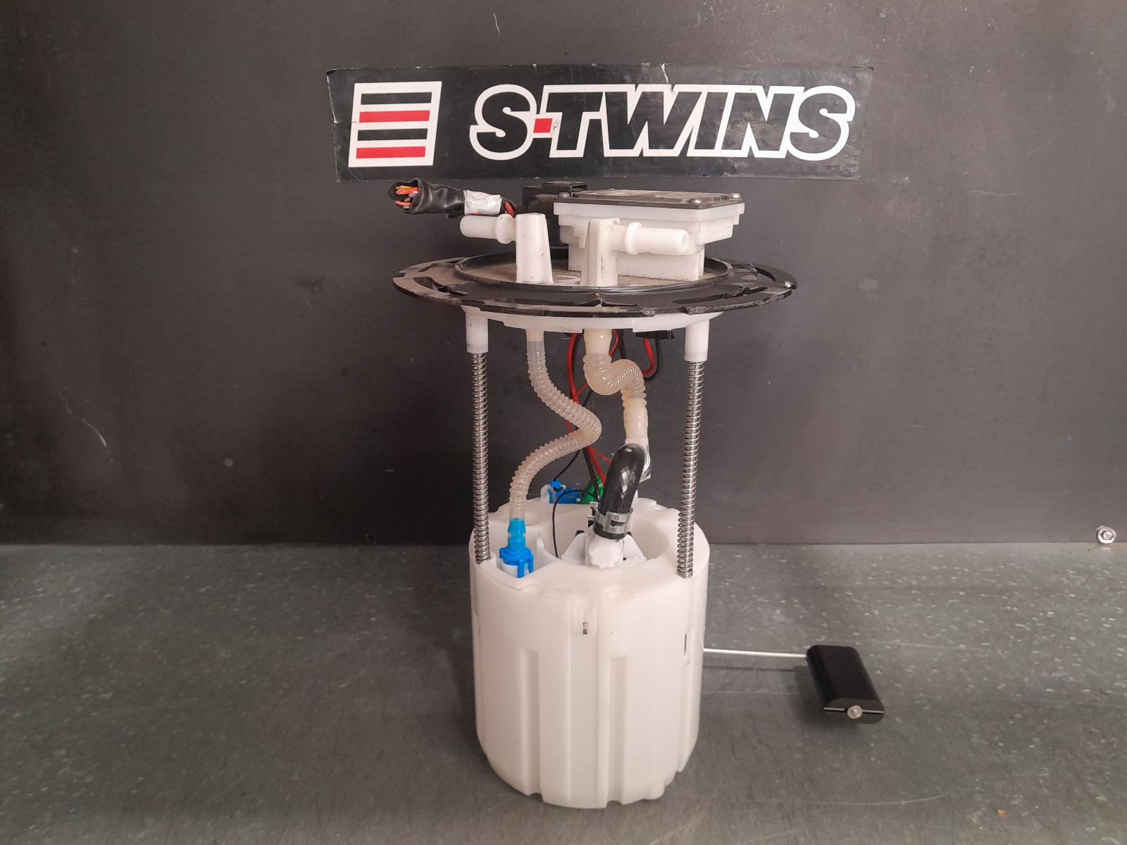 View Auto part Fuel Pump Hyundai Tucson 2022