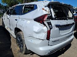 View Auto part Towbar Mitsubishi Pajero 2021