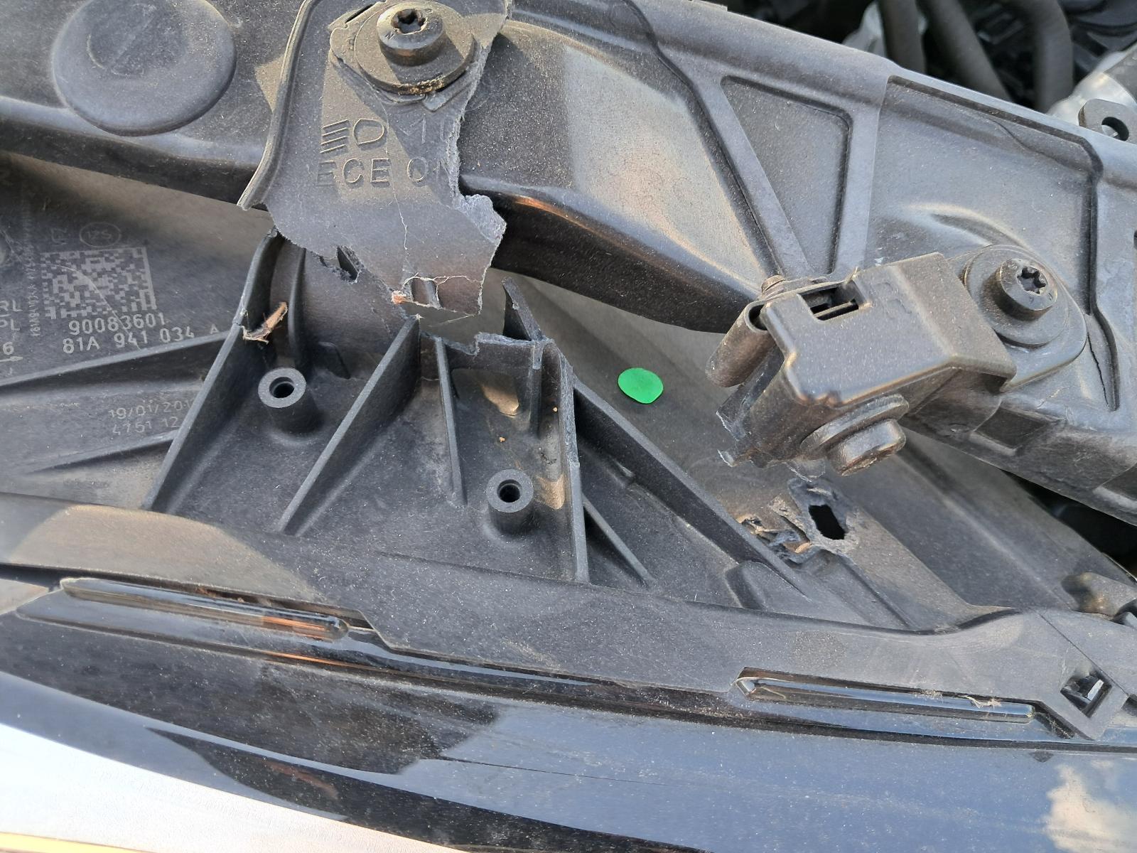 2017 Audi Q2 Fuel Tank View Auto part Fuel Tank Audi Q2 2017