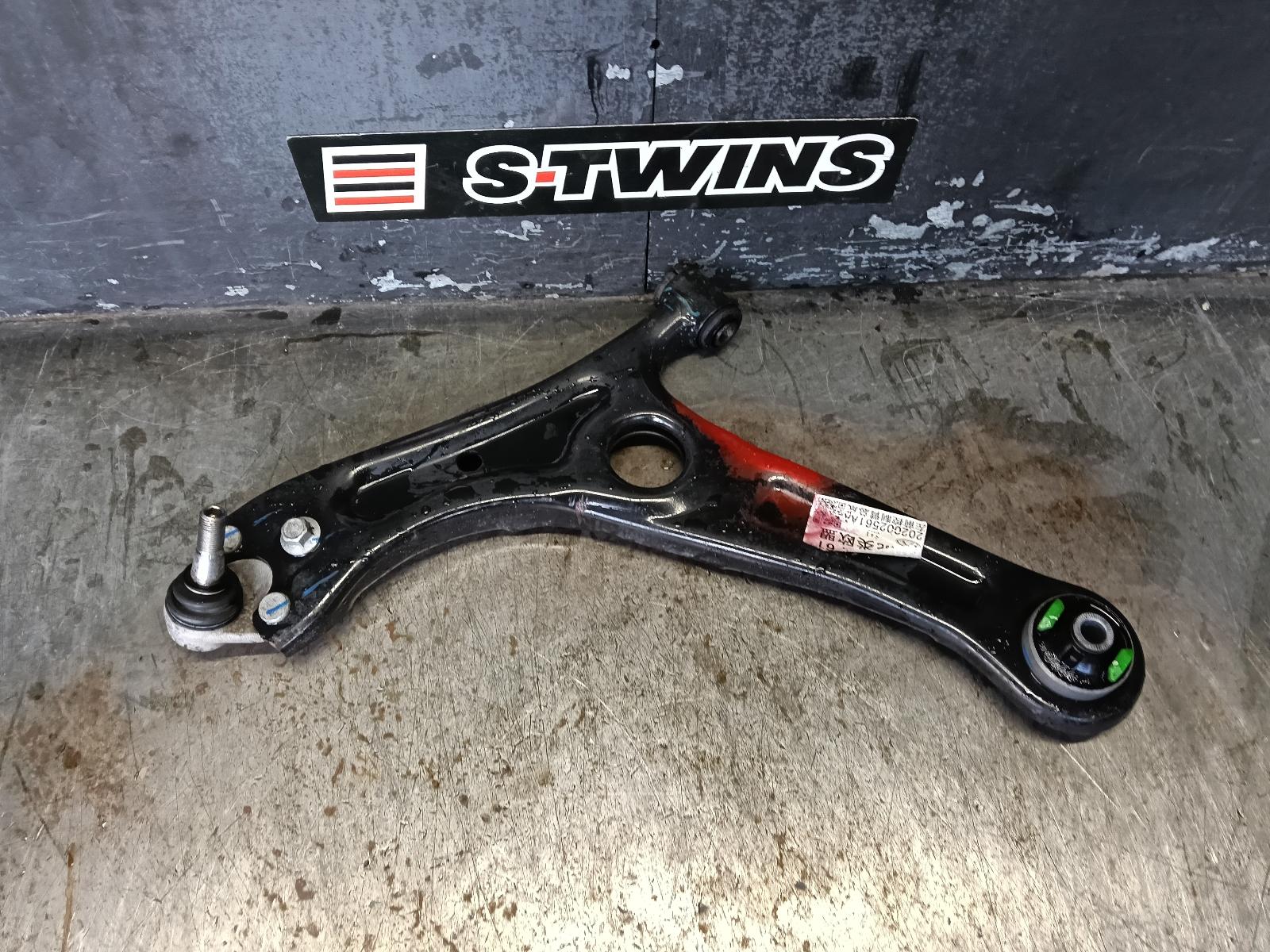 View Auto part Left Front Lower Control Arm Chery Tiggo 4 Pro 2024