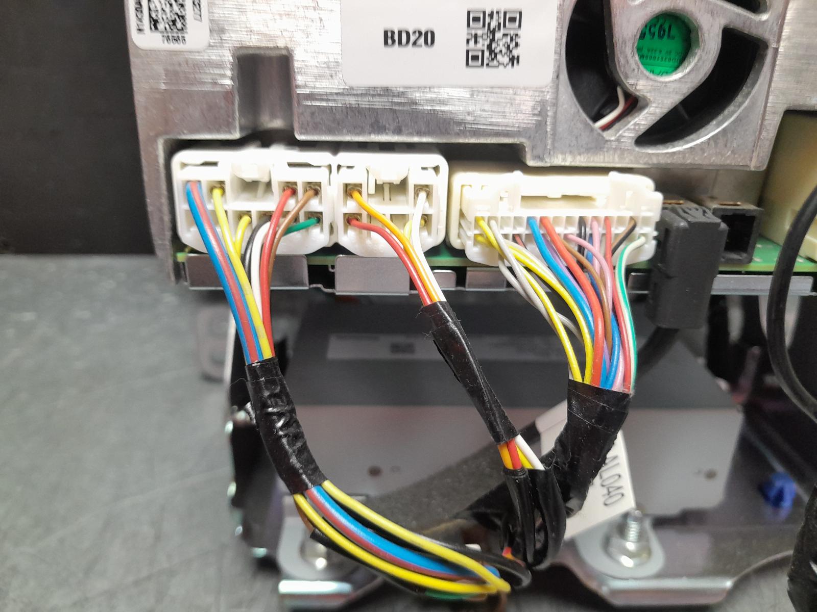 View Auto part Radio/Cd/Dvd/Sat/Tv Subaru Outback 2017