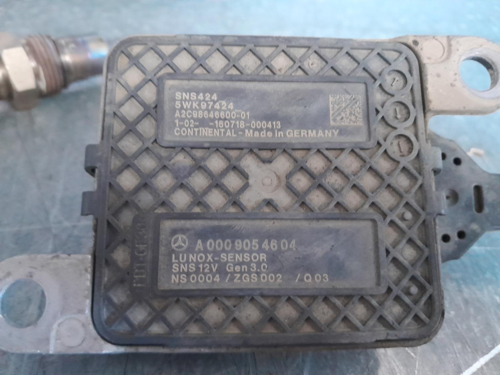 View Auto part Misc Switch/Relay Mercedes E Class 2017