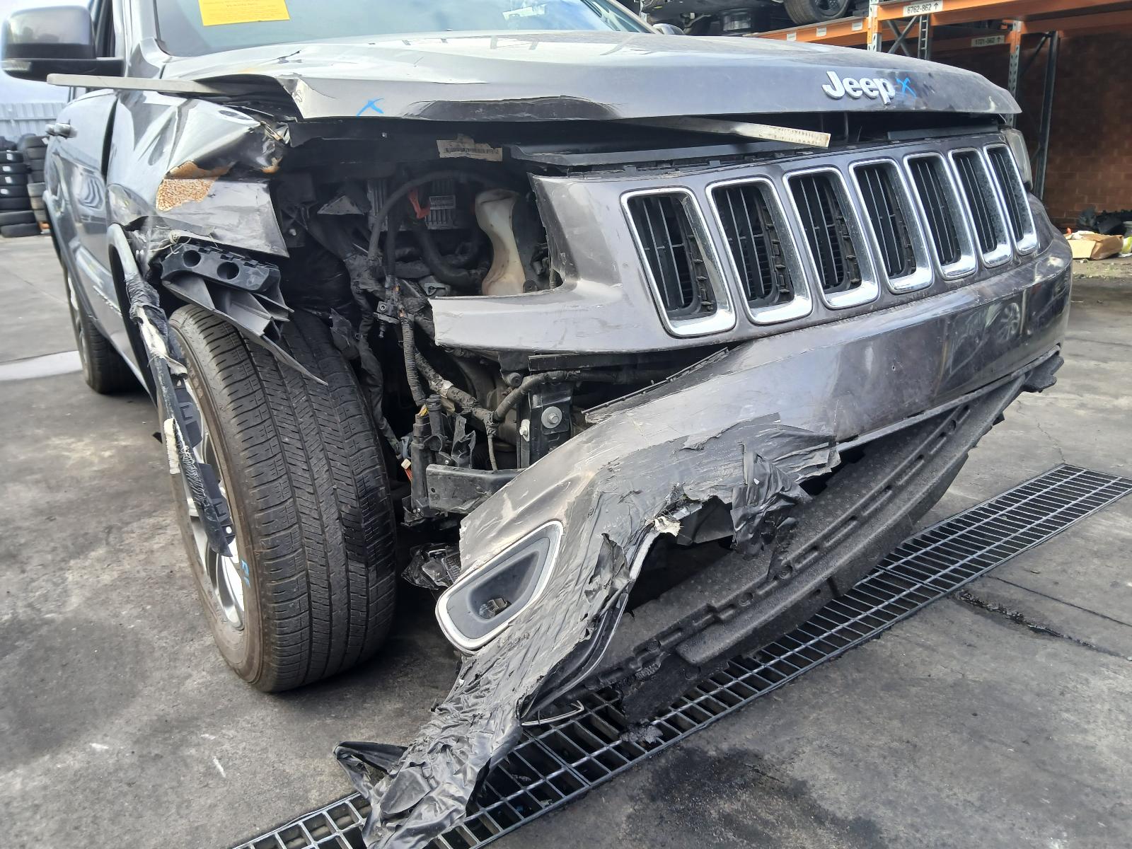 2015 Jeep Grandcherokee A/C Compressor View Auto part A/C Compressor Jeep Grandcherokee 2015