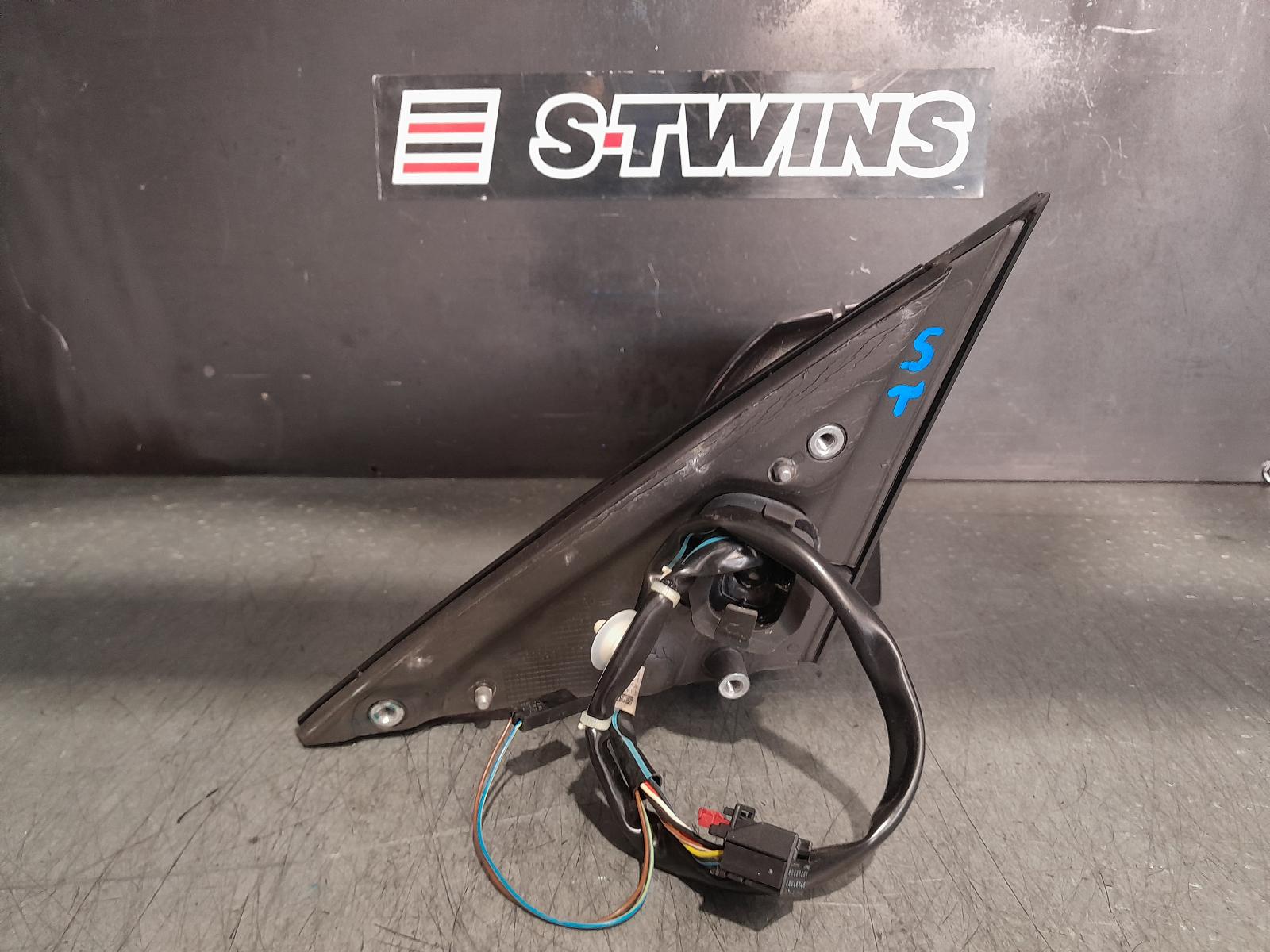 View Auto part Right Door Mirror Audi A4 2010