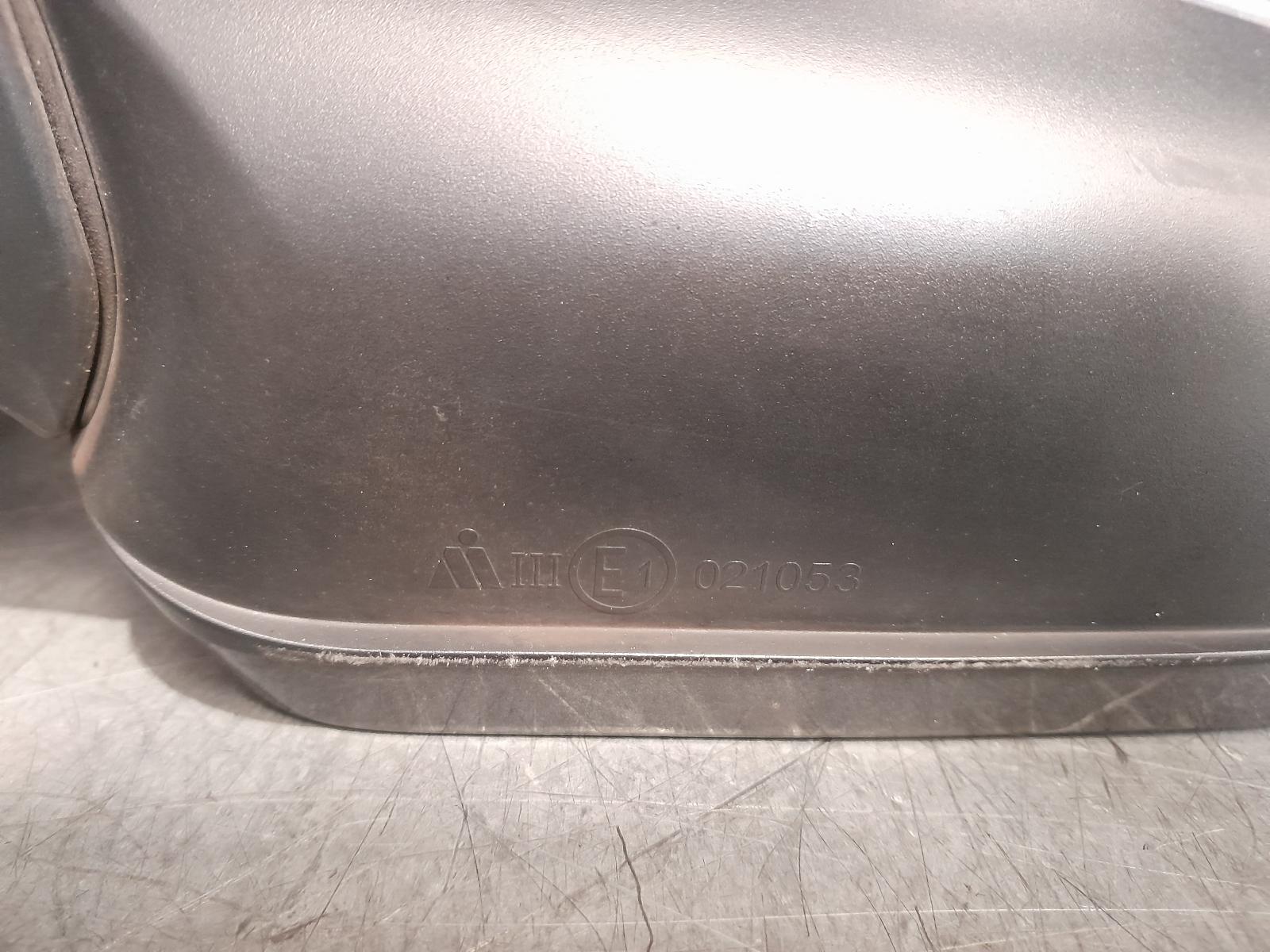 2010 Audi A4 Left Door Mirror View Auto part Left Door Mirror Audi A4 2010