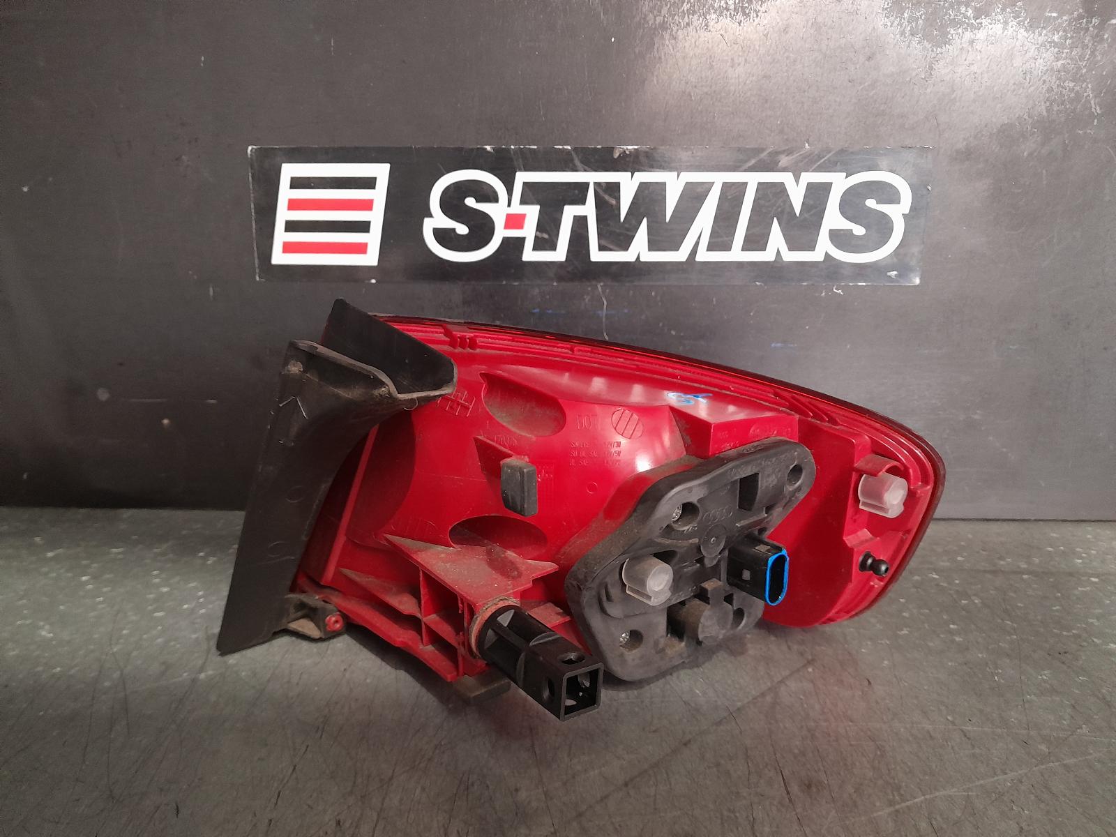 View Auto part Left Taillight Audi A4 2010