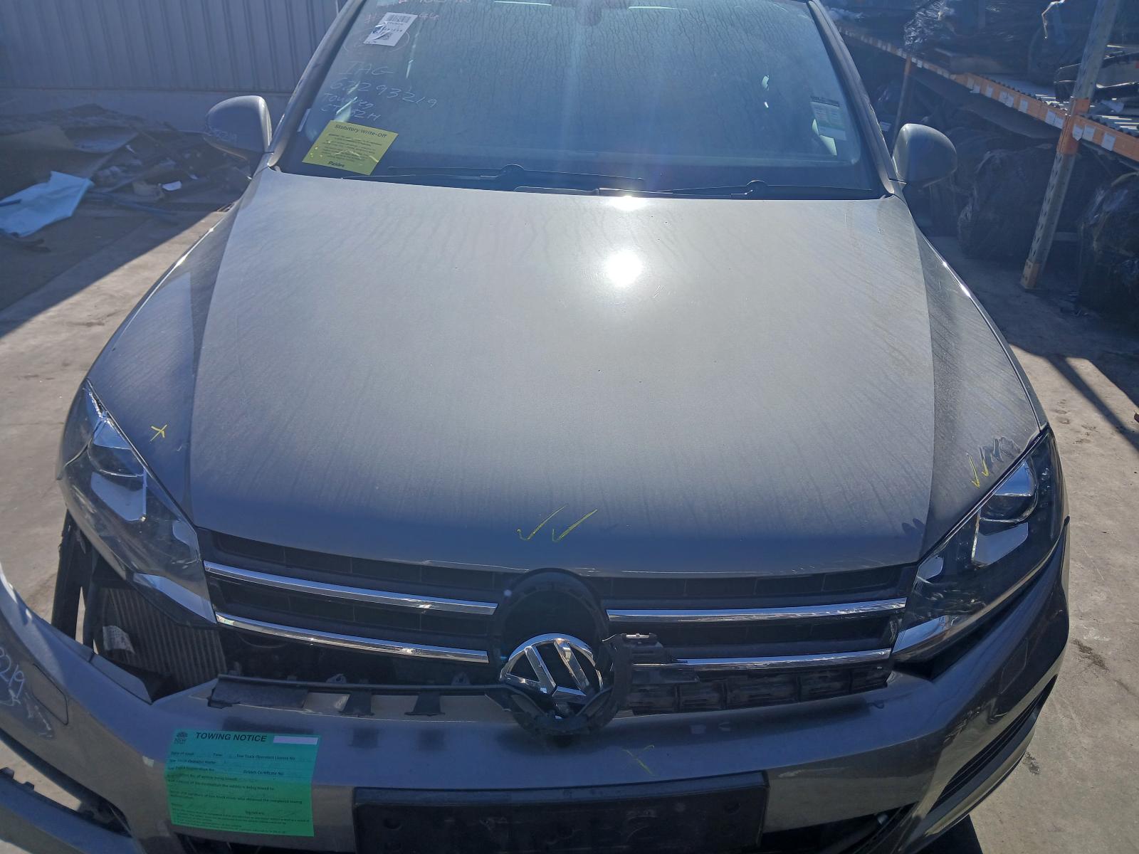 2014 Volkswagen Touareg Side Step/Skirt View Auto part Side Step/Skirt Volkswagen Touareg 2014