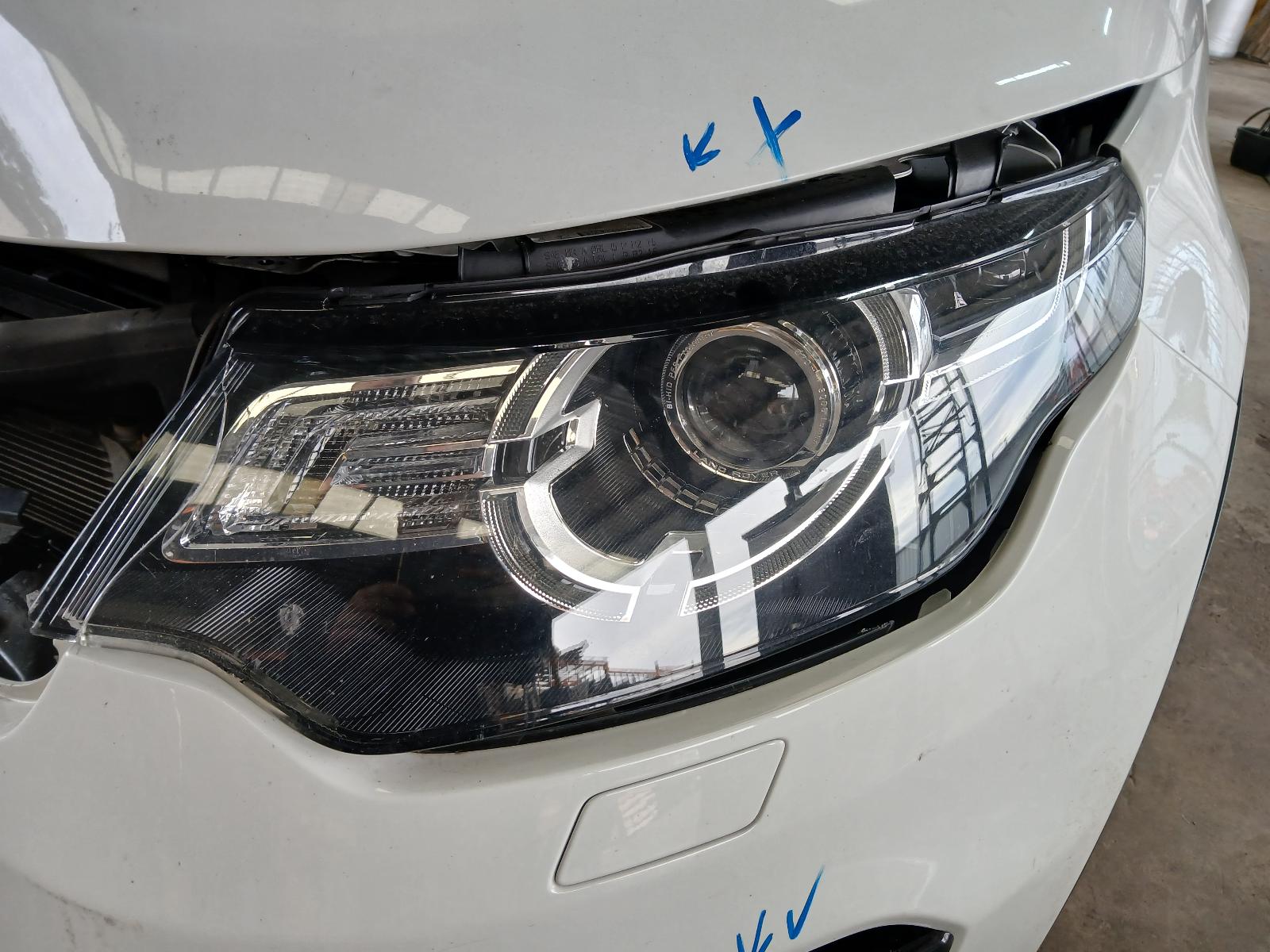 2018 Land Rover Discovery Sport Left Door Mirror View Auto part Left Door Mirror Land Rover Discovery Sport 2018