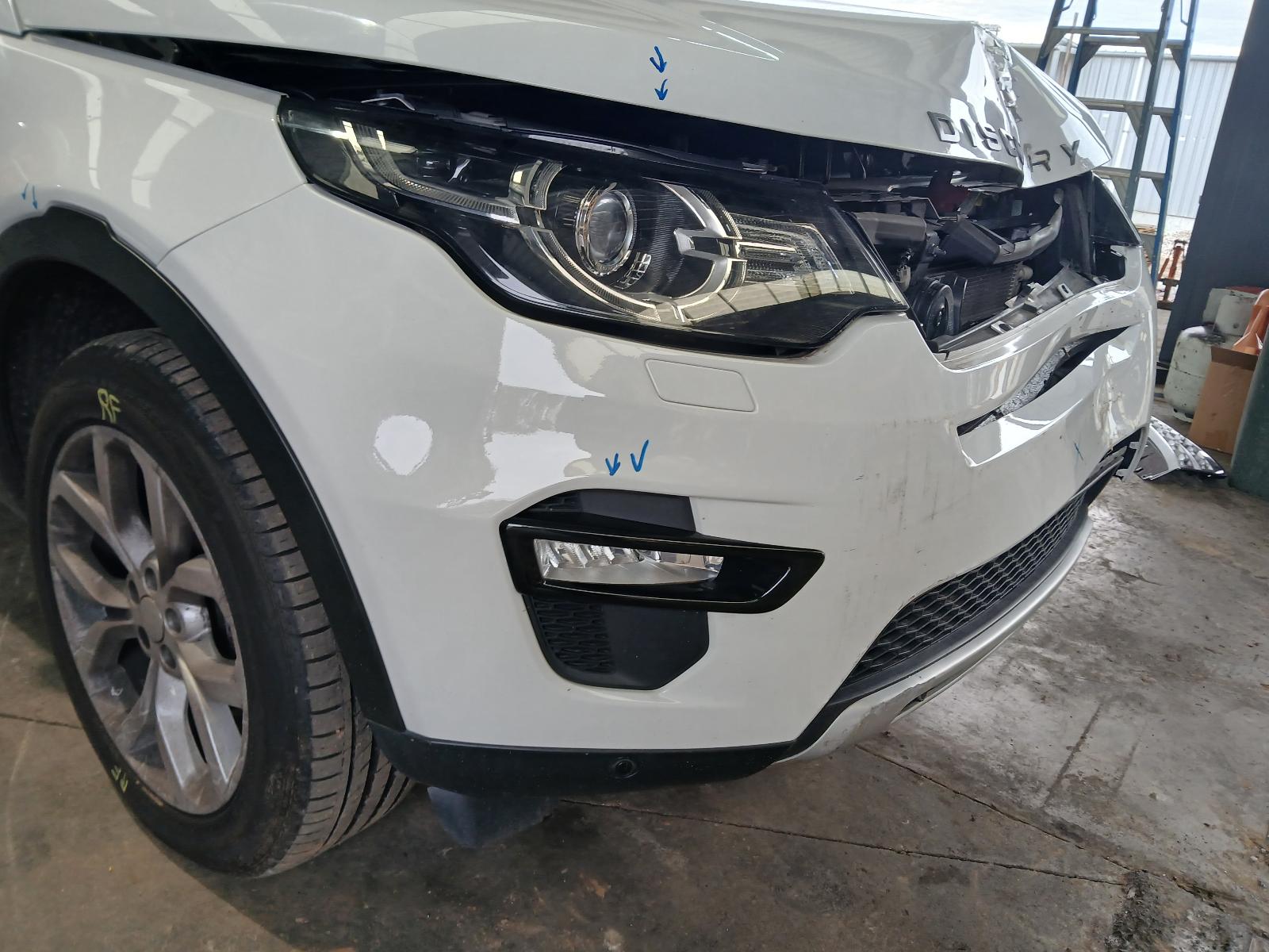 2018 Land Rover Discovery Sport Left Door Mirror View Auto part Left Door Mirror Land Rover Discovery Sport 2018