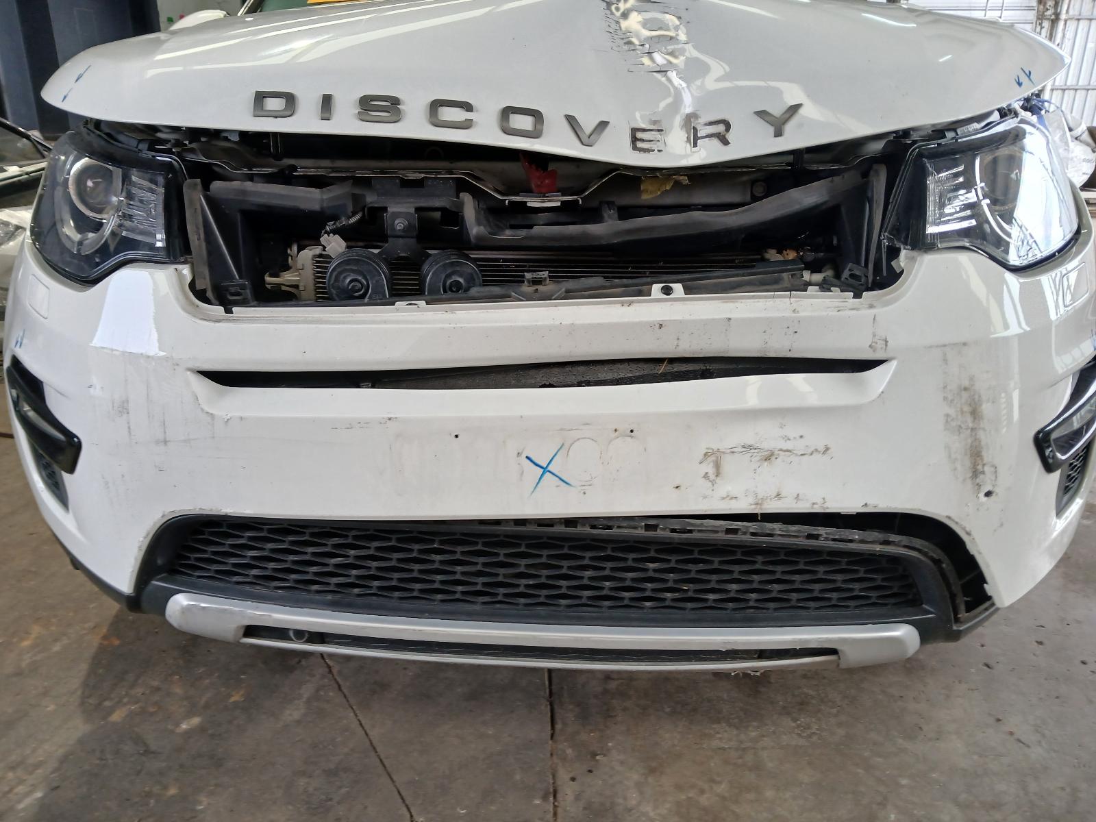 2018 Land Rover Discovery Sport Left Door Mirror View Auto part Left Door Mirror Land Rover Discovery Sport 2018