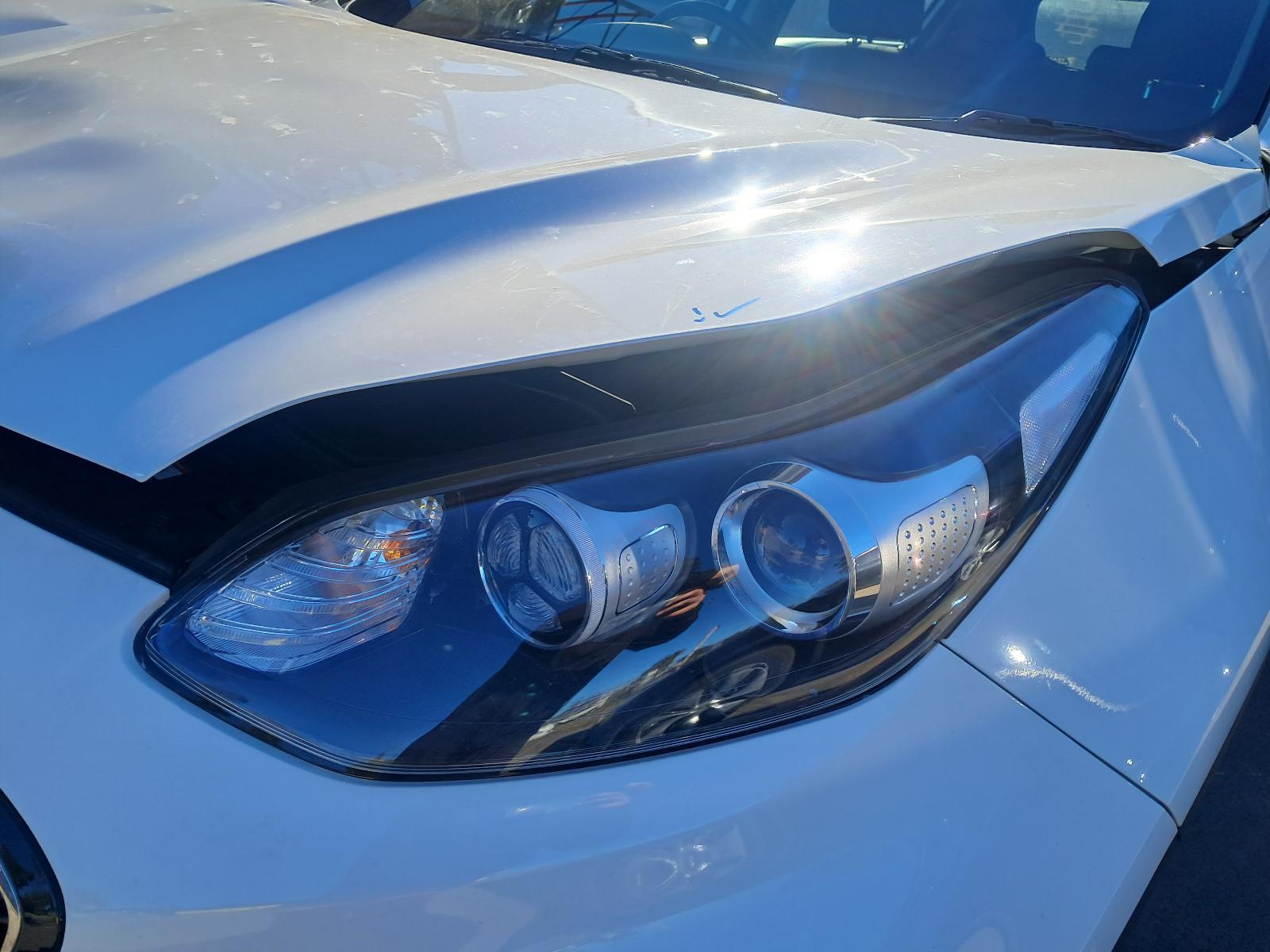 View Auto part Right Front Door Window Kia Sportage 2019