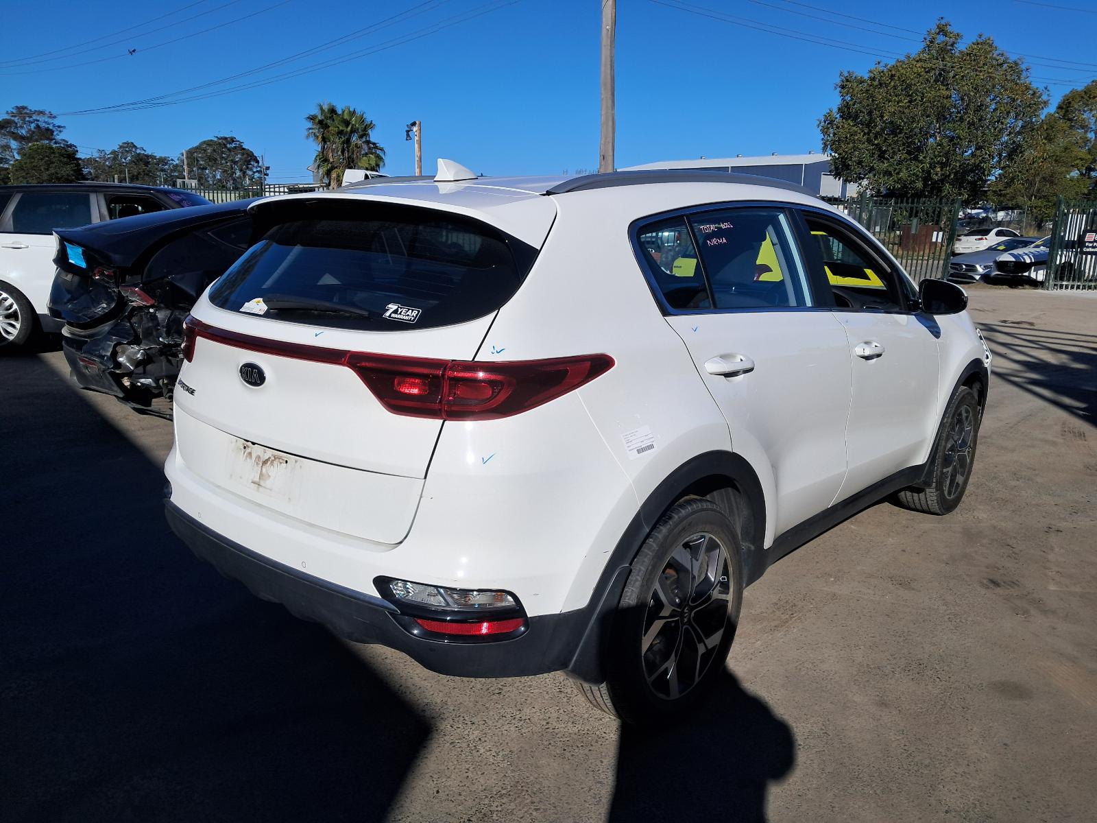 View Auto part Right Front Door Window Kia Sportage 2019