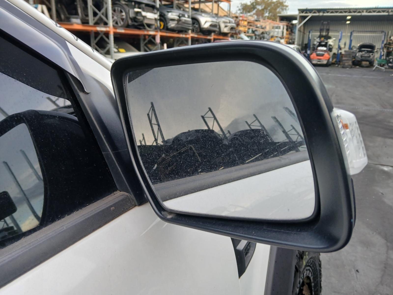 View Auto part Right Front Window Reg/Motor Ford Ranger 2019