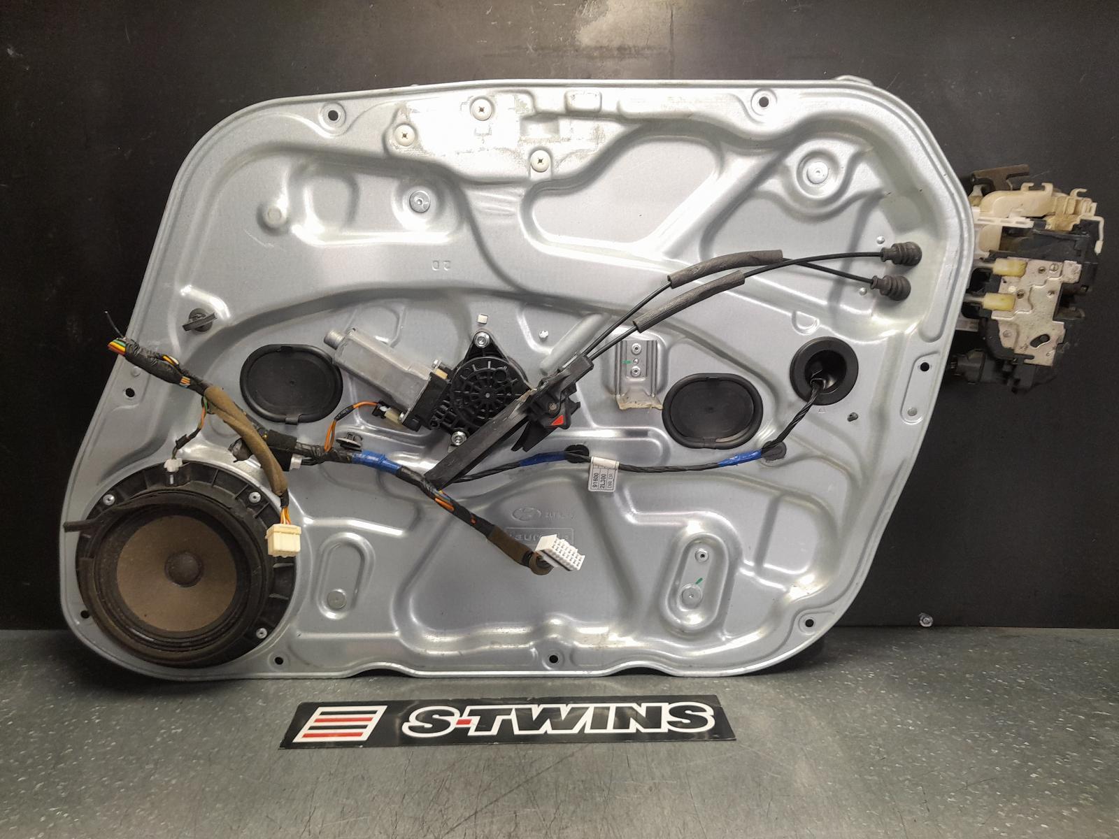 2015 Hyundai I30 Right Front Window Reg/Motor View Auto part Right Front Window Reg/Motor Hyundai I30 2015