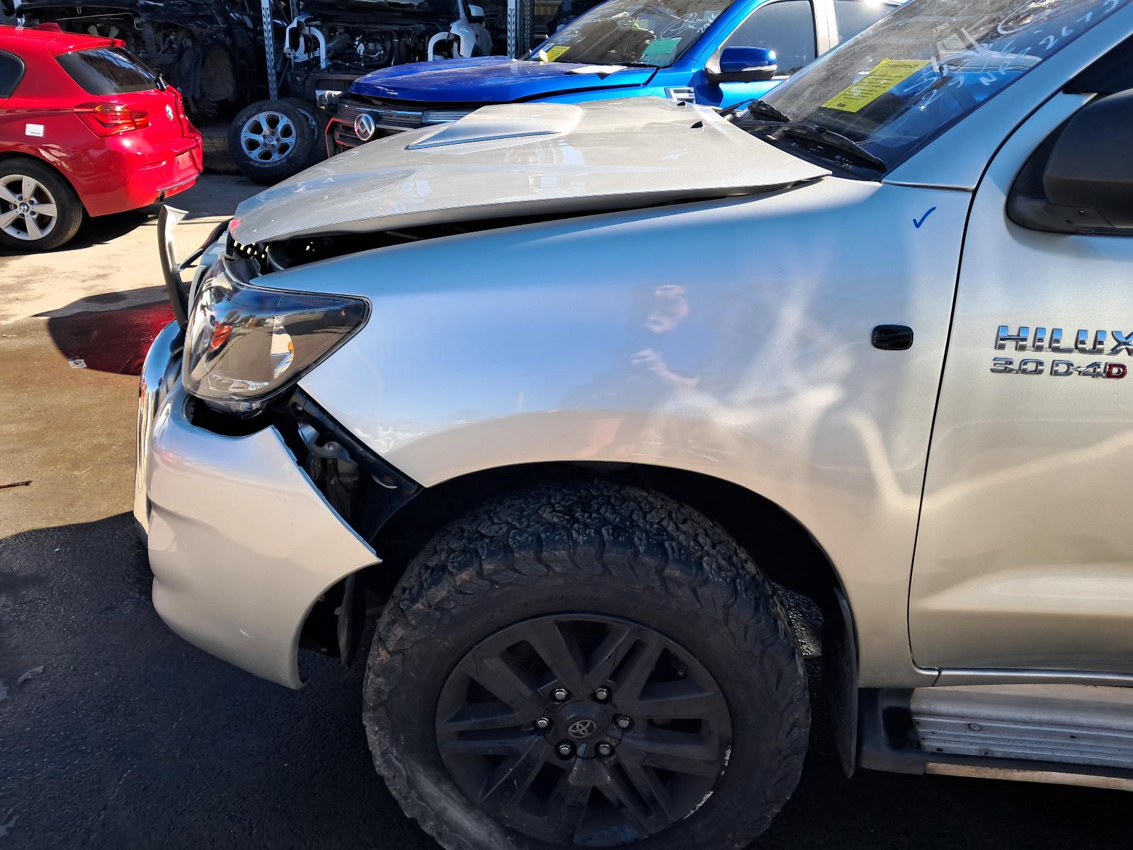 View Auto part Engine Toyota Hilux 2013