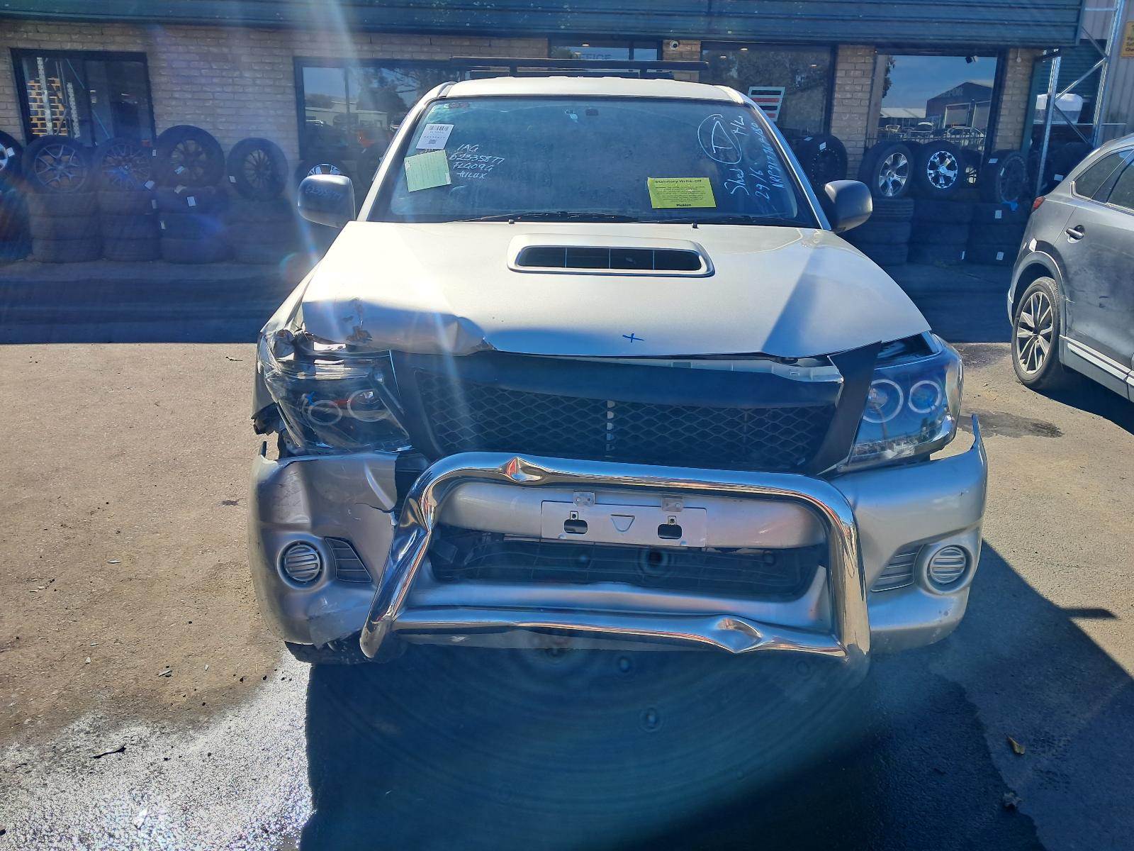 View Auto part Engine Toyota Hilux 2013