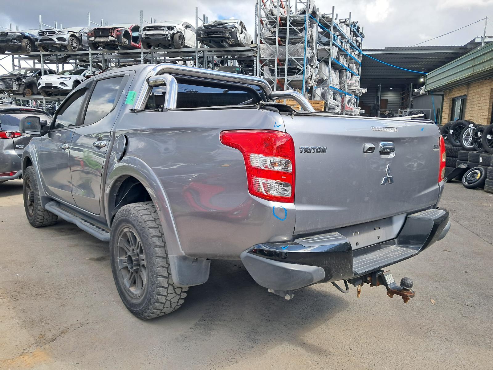 View Auto part Engine Mitsubishi Triton 2016