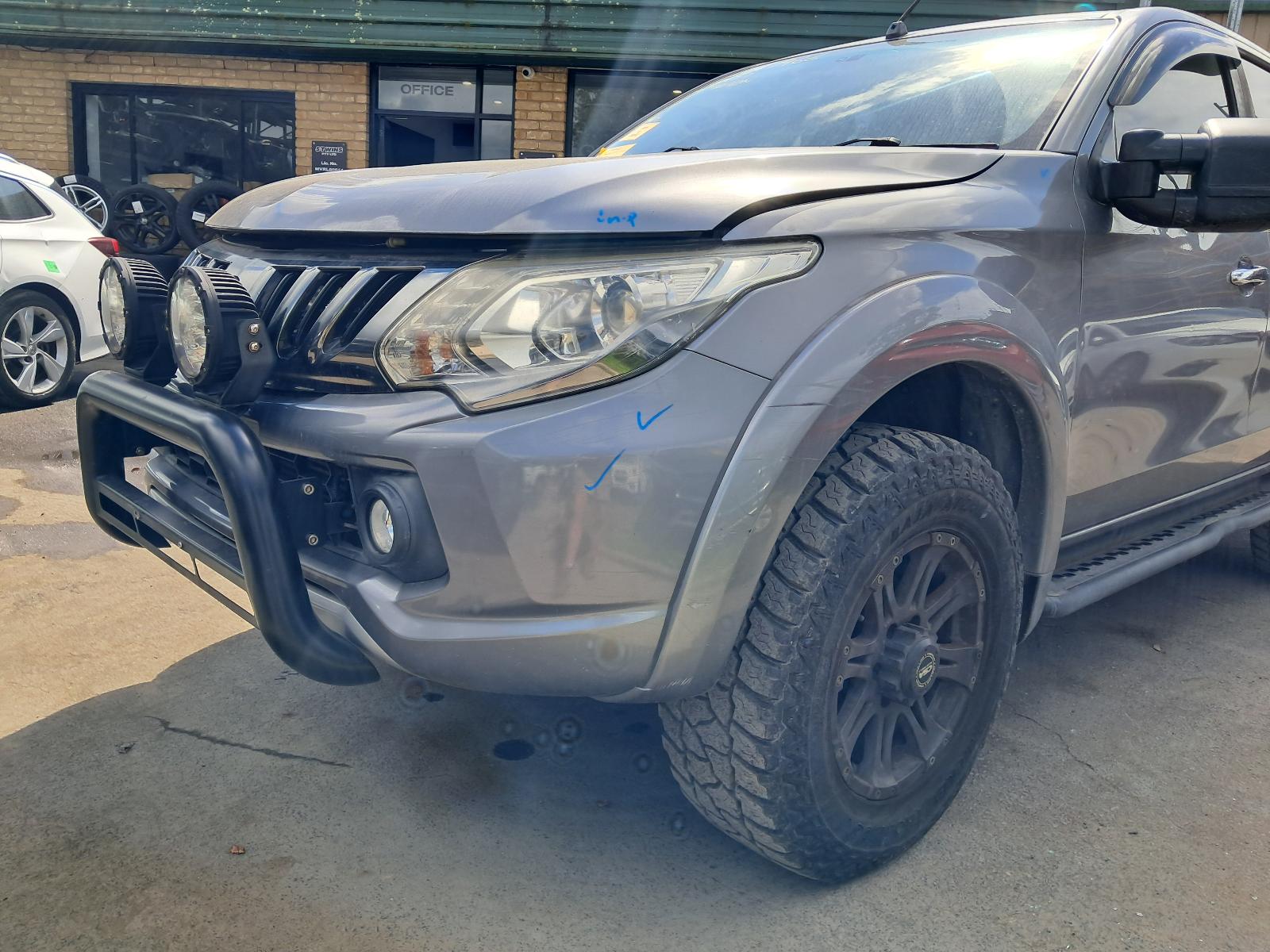 View Auto part Engine Mitsubishi Triton 2016