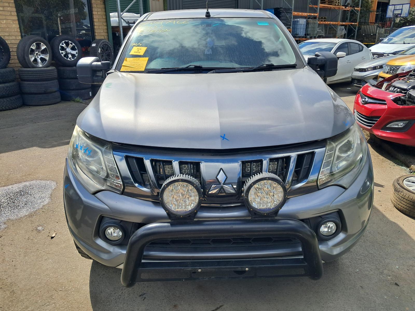 View Auto part Engine Mitsubishi Triton 2016