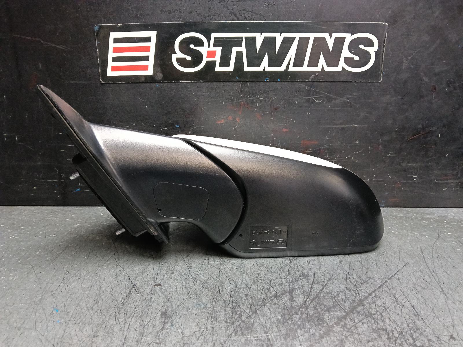 View Auto part Left Door Mirror Hyundai I30 2019