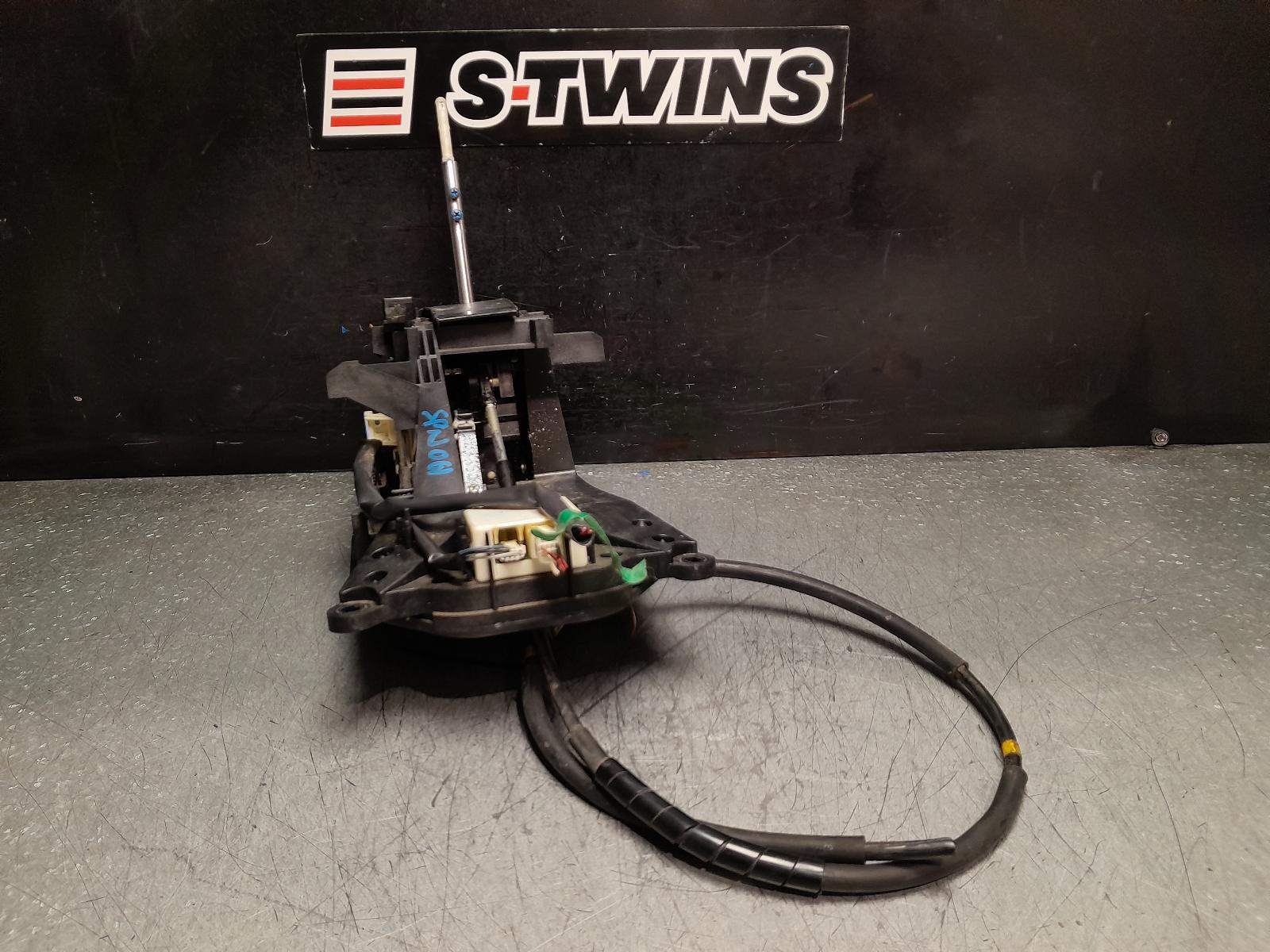View Auto part Gear Stick/Shifter Isuzu Dmax 2019