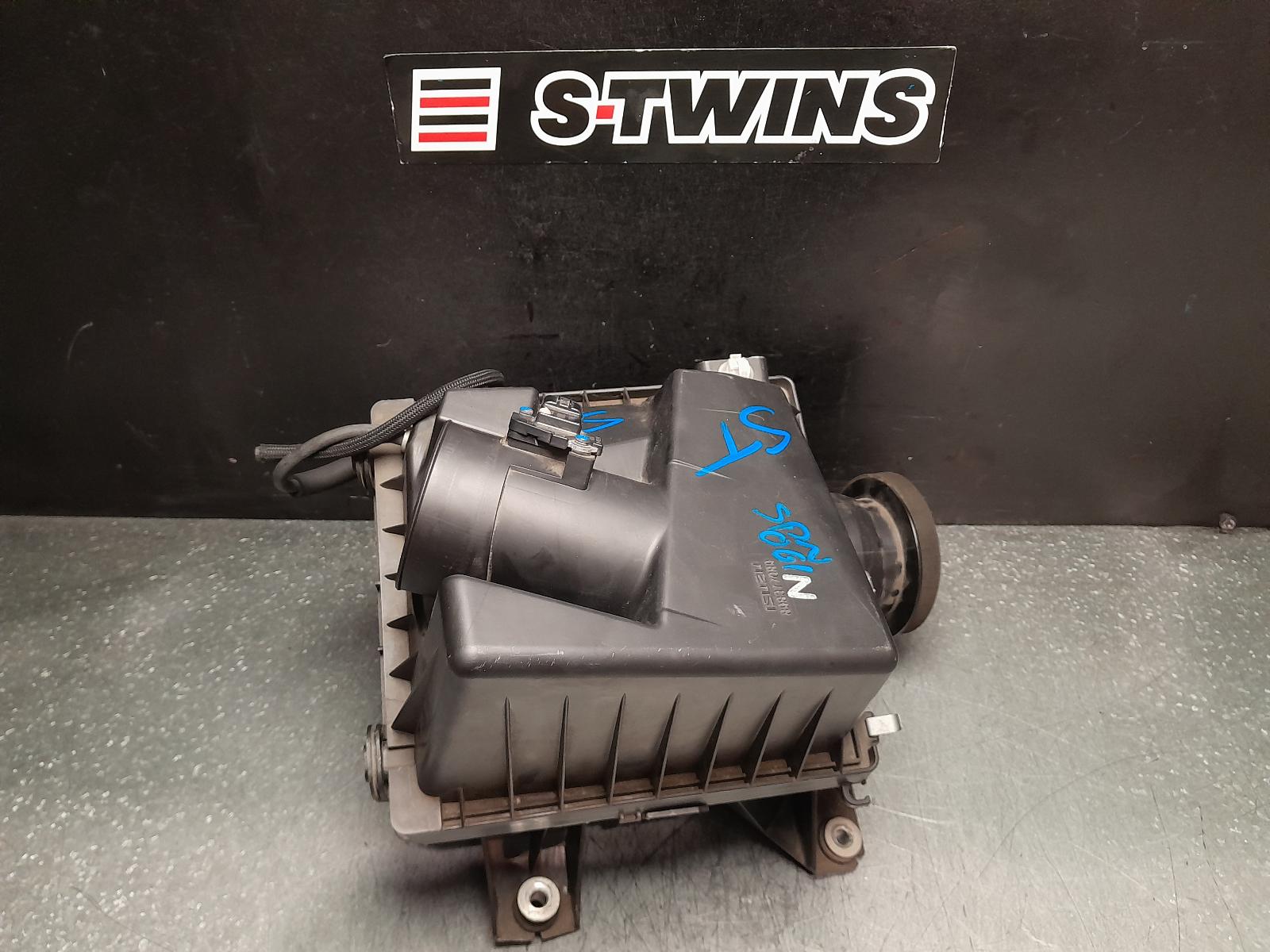 View Auto part Air Cleaner/Box Isuzu Dmax 2019