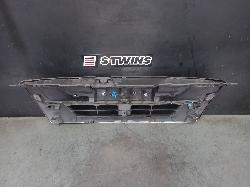 View Auto part Grille Isuzu Dmax 2019