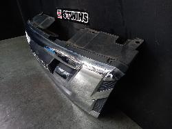 View Auto part Grille Isuzu Dmax 2019