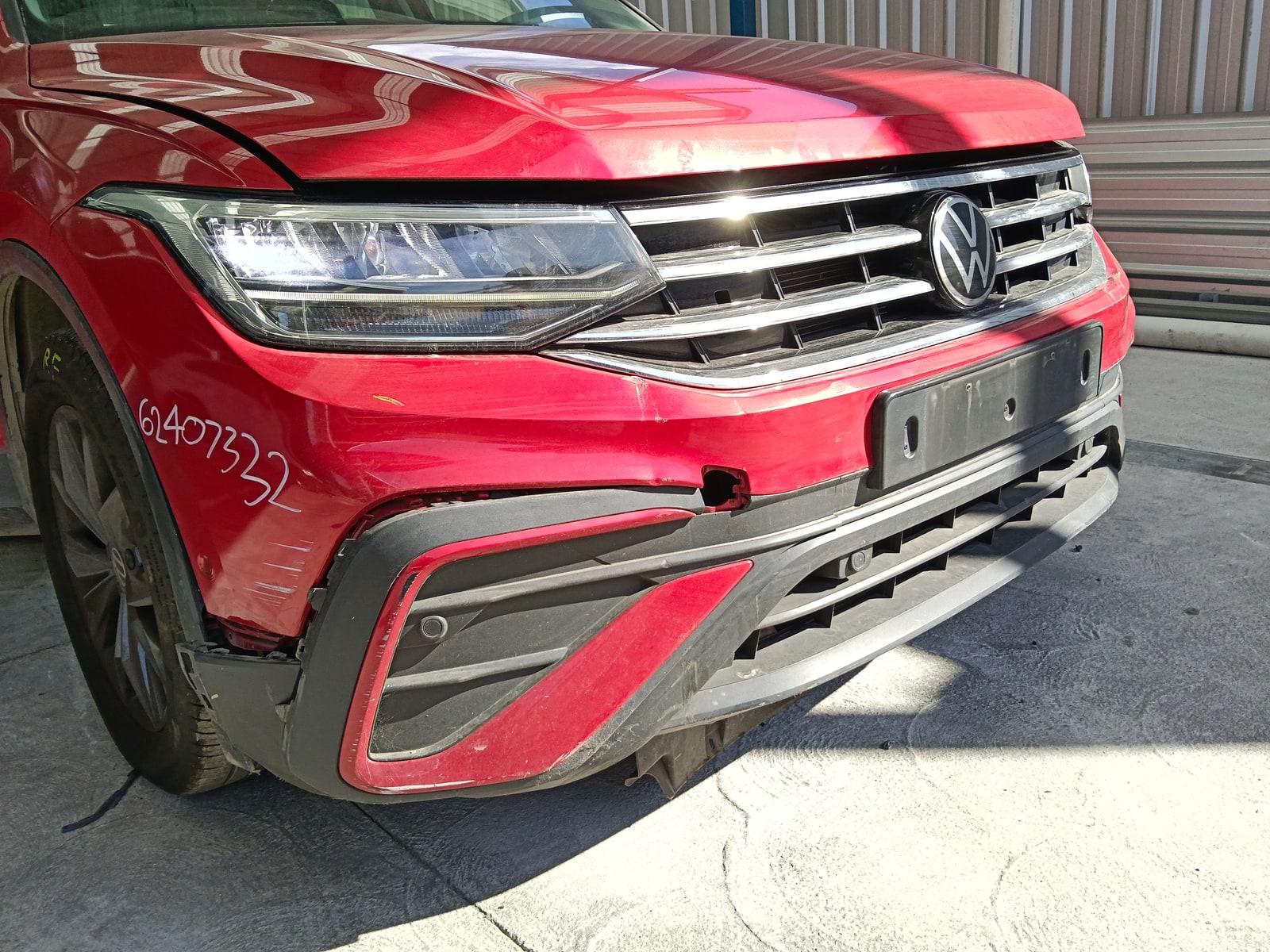 View Auto part Parcel Shelf Cargo Blind Volkswagen Tiguan 2022
