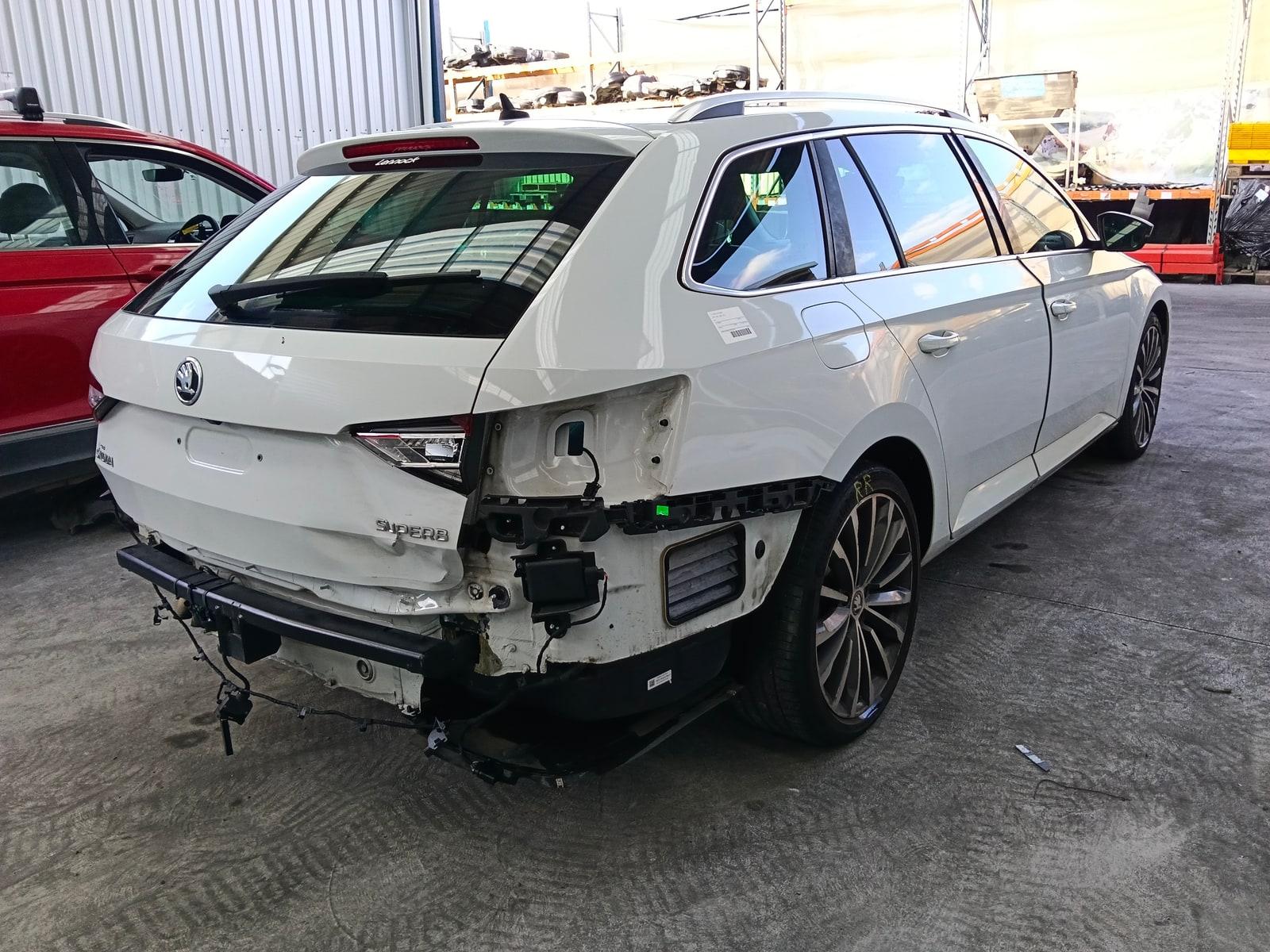 2016 Skoda Superb Radio/Cd/Dvd/Sat/Tv View Auto part Radio/Cd/Dvd/Sat/Tv Skoda Superb 2016