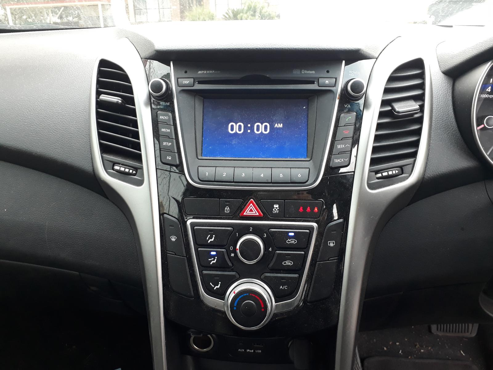 View Auto part Heater Fan Motor Hyundai I30 2013