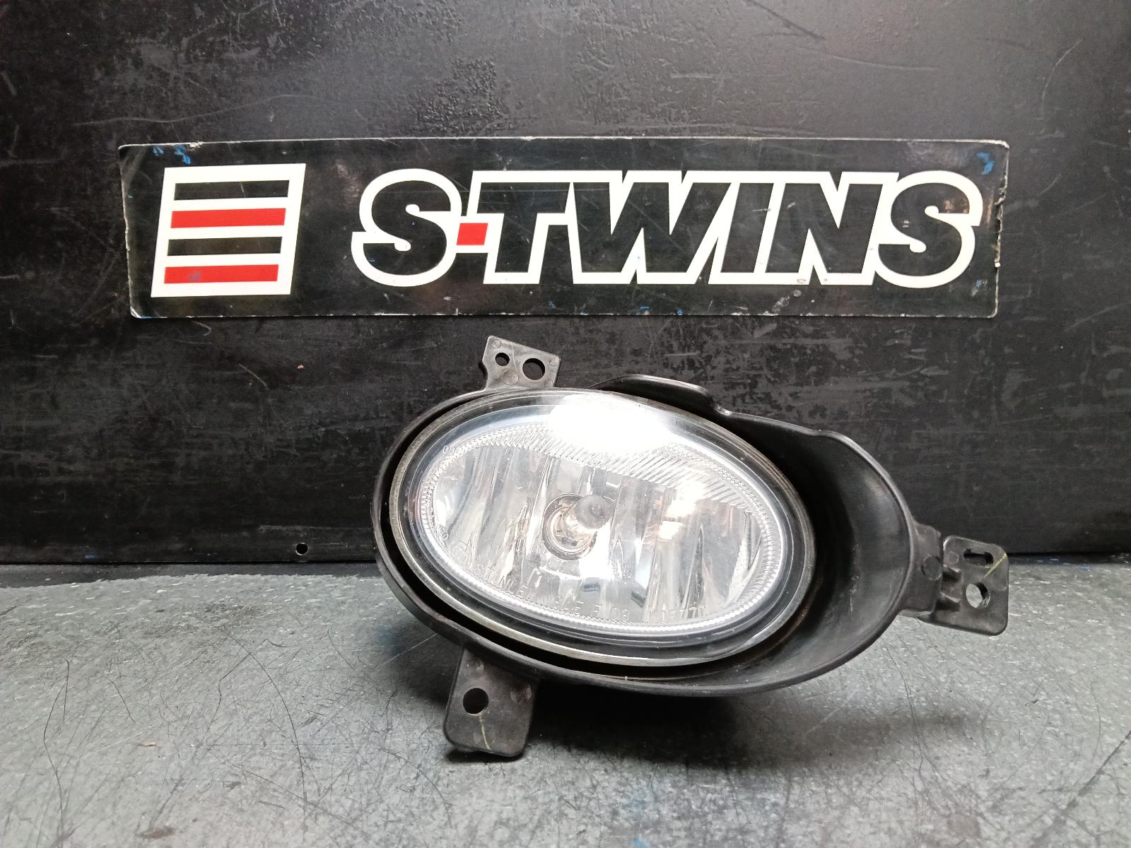 View Auto part Right Indicator/Fog/Side Honda Hrv 2015