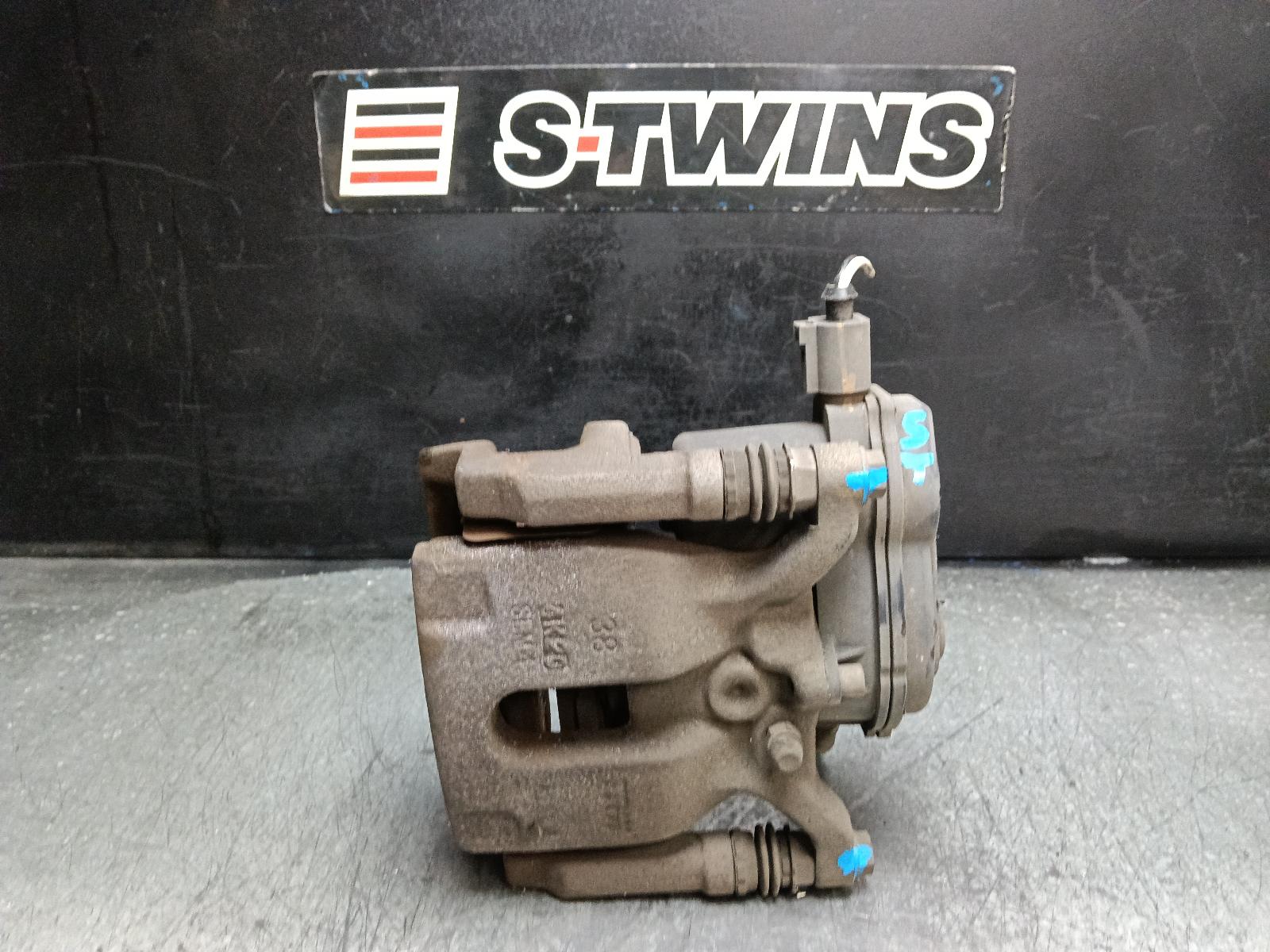 2015 Honda Hrv Caliper View Auto part Caliper Honda Hrv 2015