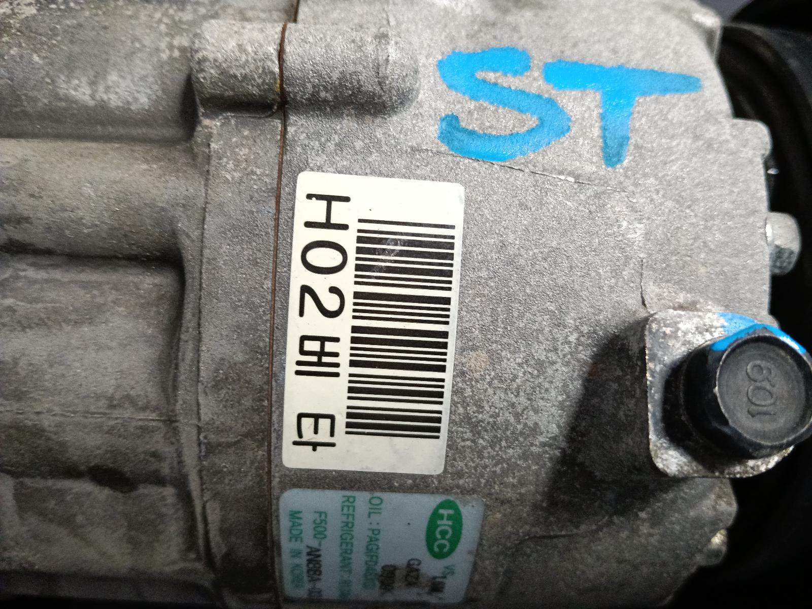 View Auto part A/C Compressor Hyundai I30 2011