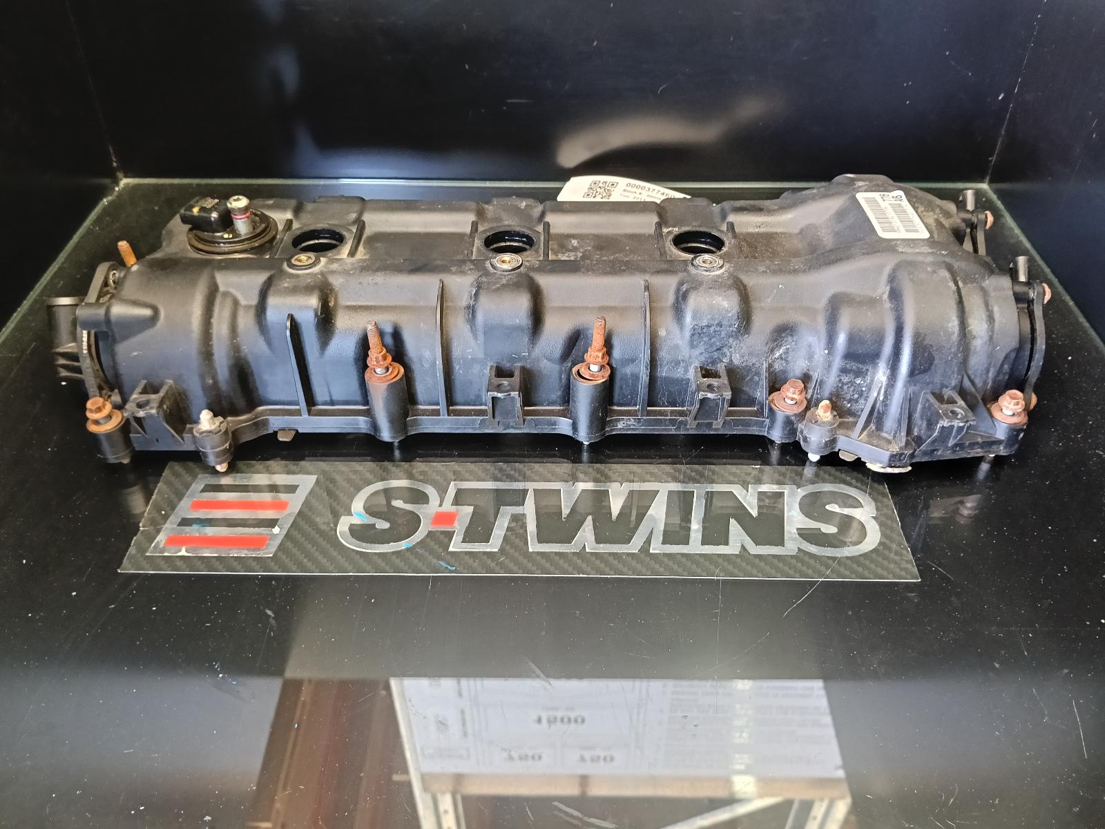 View Auto part Rocker Assy/Cover Dodge Journey 2013