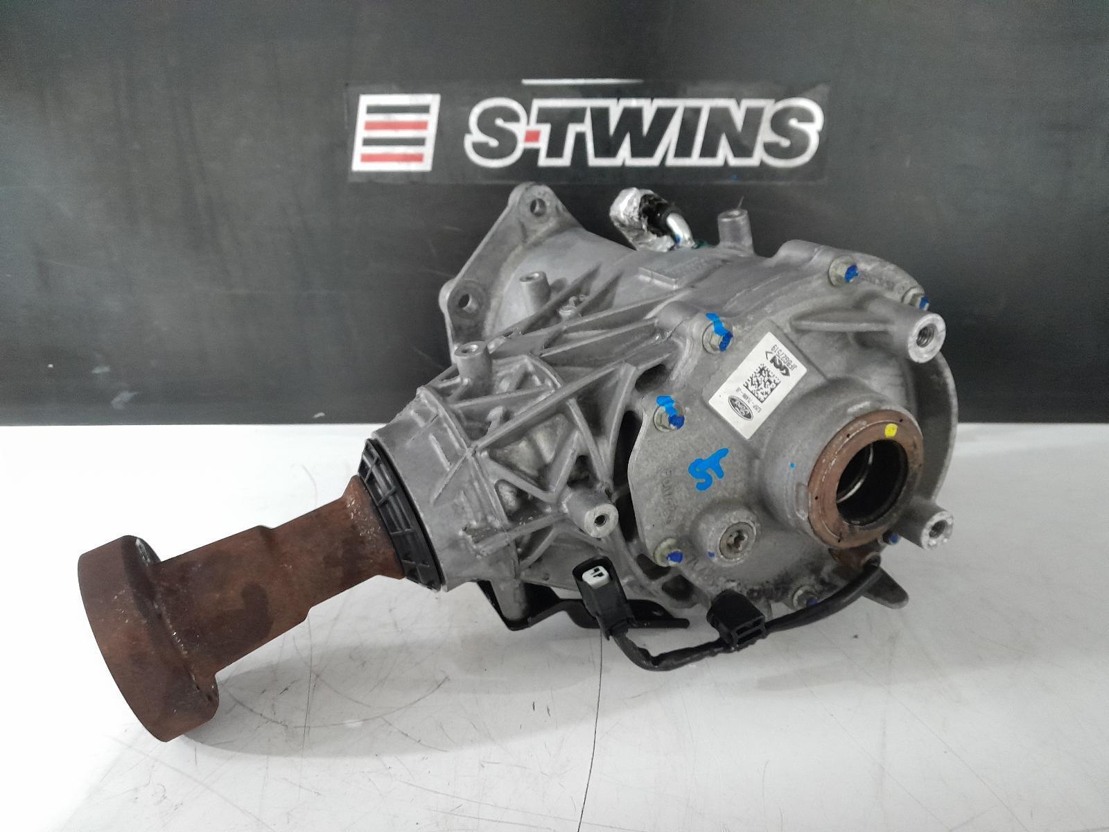 View Auto part Transfer Case Ford Kuga 2015