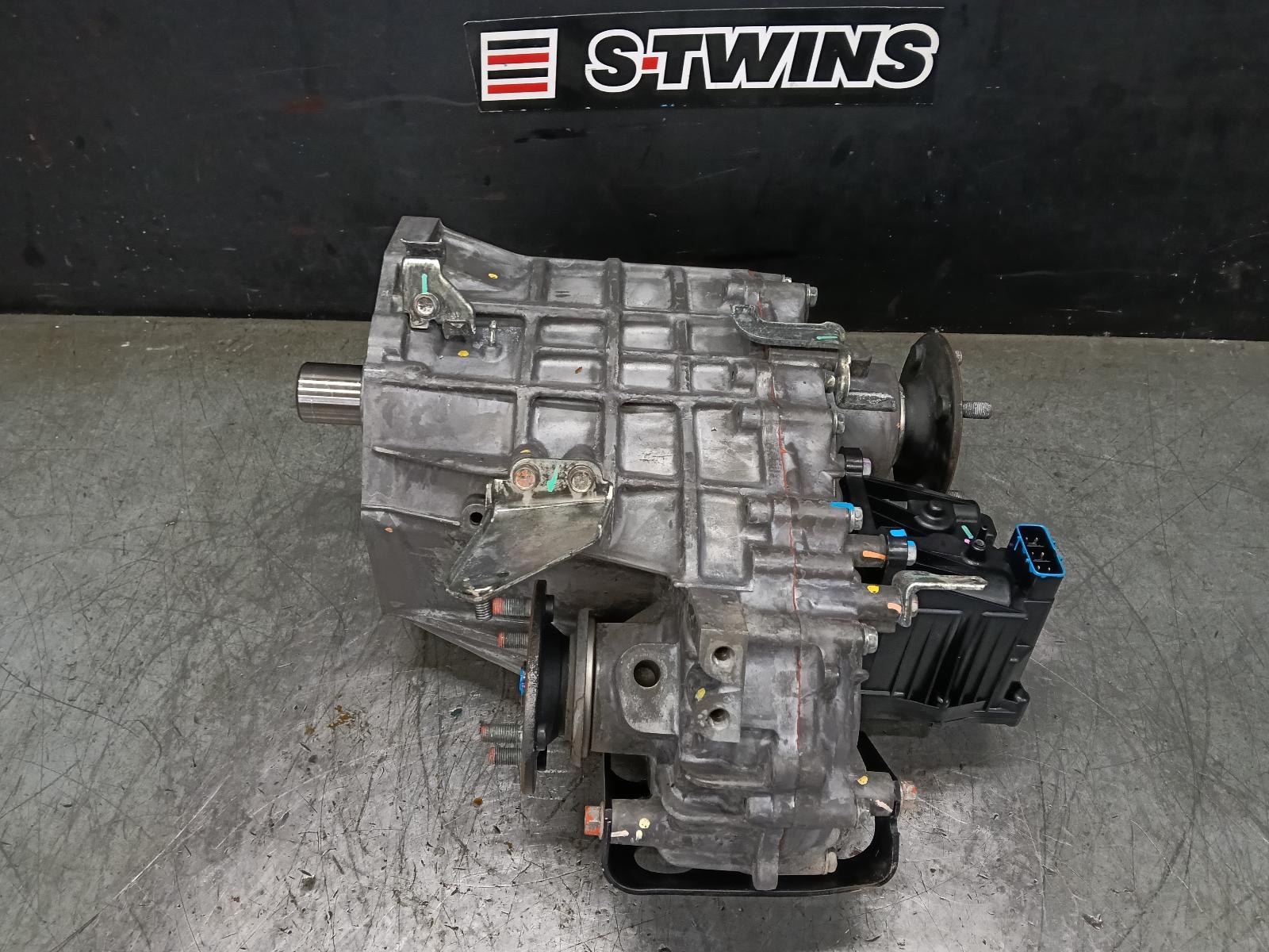2021 Mitsubishi Pajero Transfer Case View Auto part Transfer Case Mitsubishi Pajero 2021