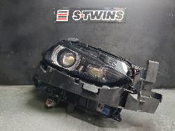 View Auto part Right Headlamp Mazda Cx30 2022