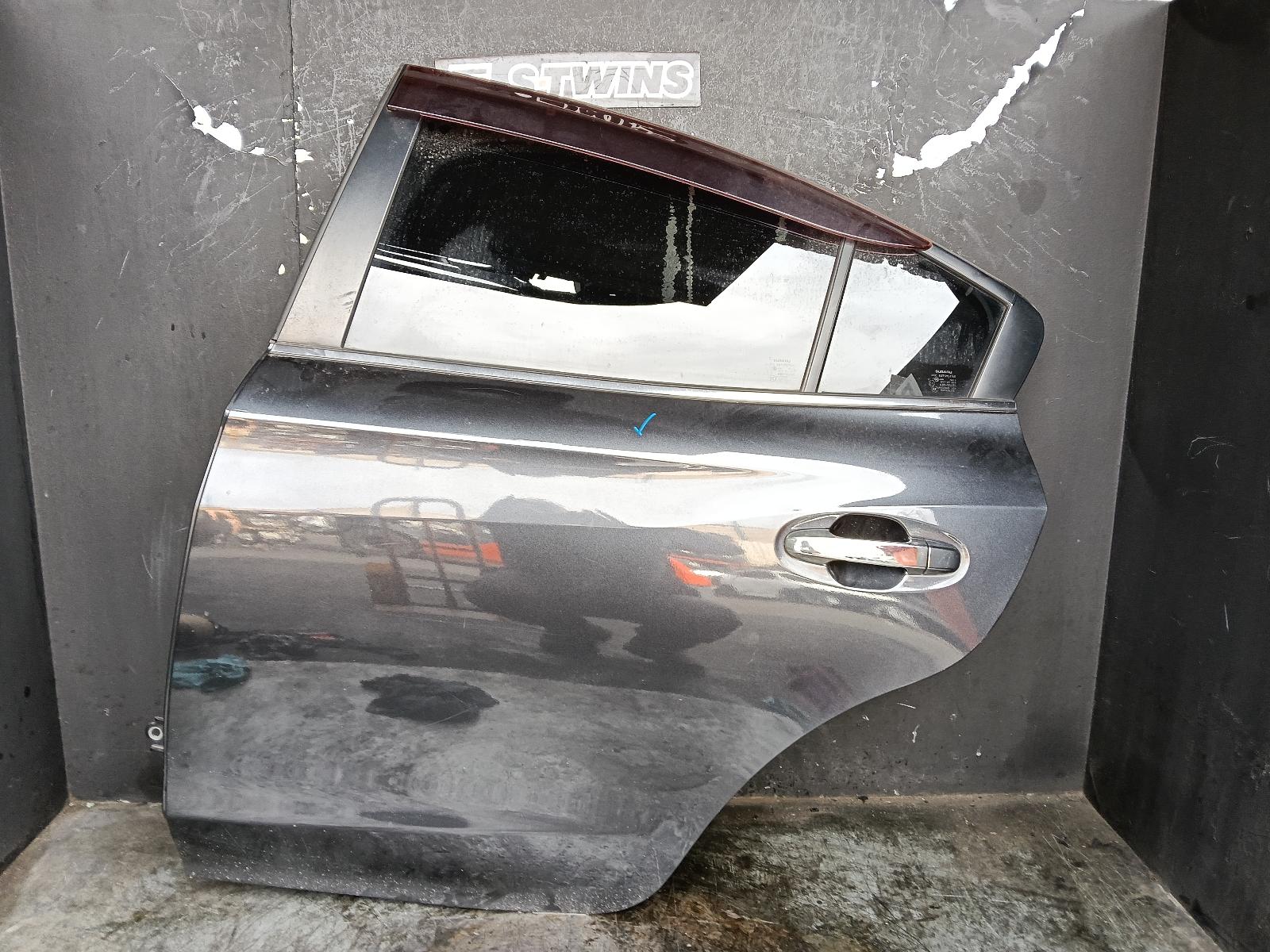 View Auto part Left Rear Door/Sliding Subaru Impreza 2018