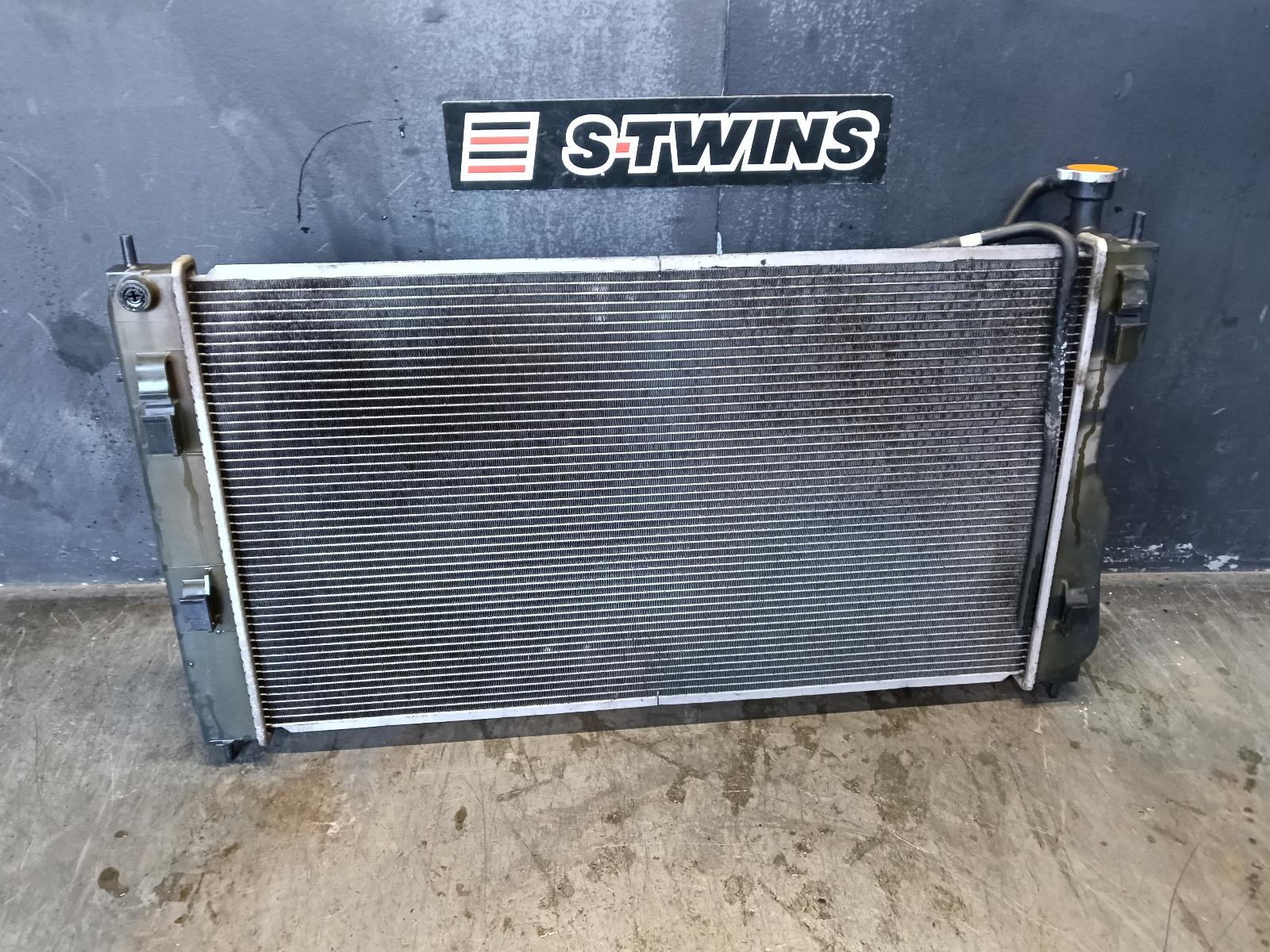 View Auto part Radiator Subaru Impreza 2018
