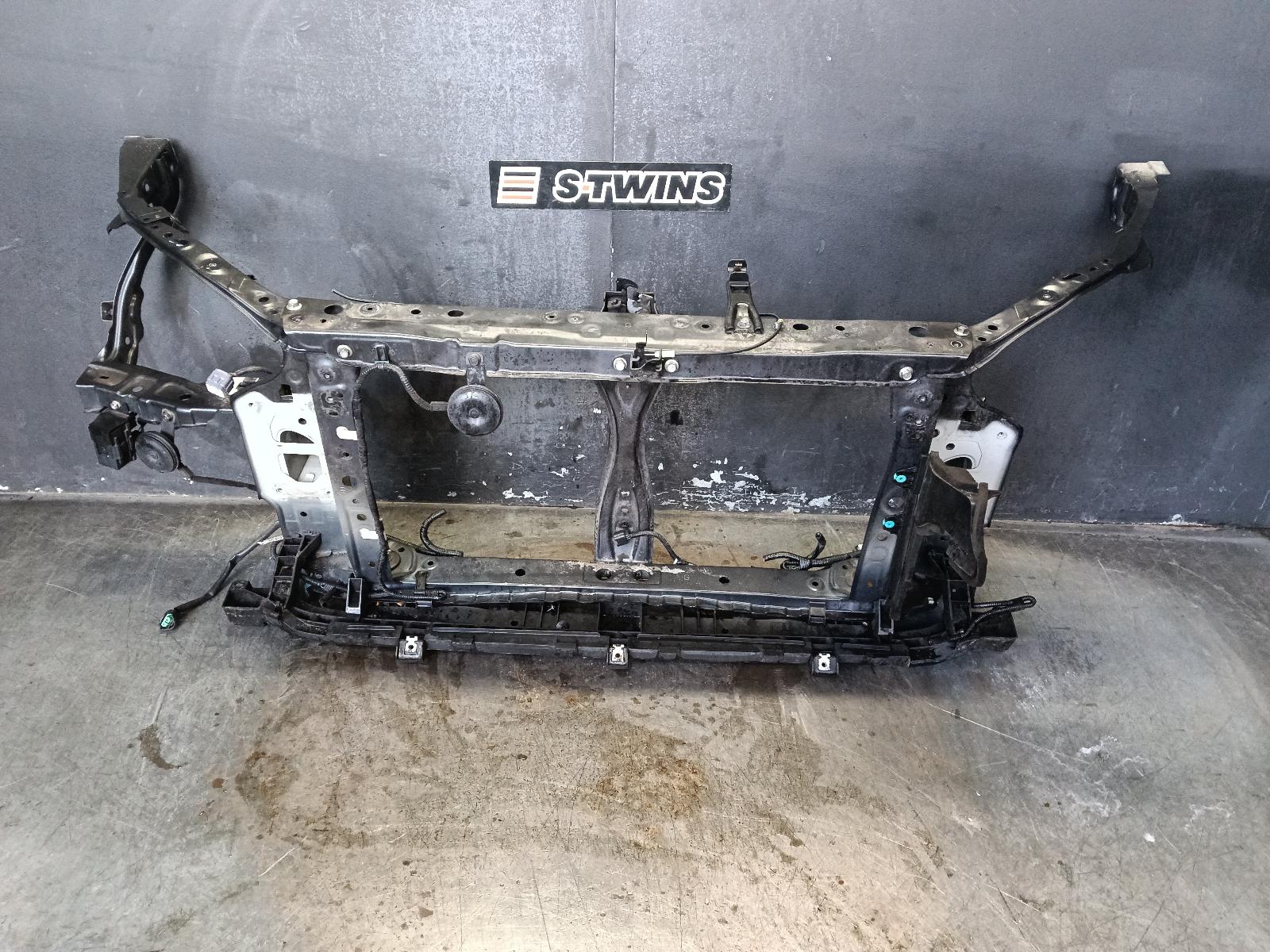 View Auto part Radiator Support Subaru Impreza 2018